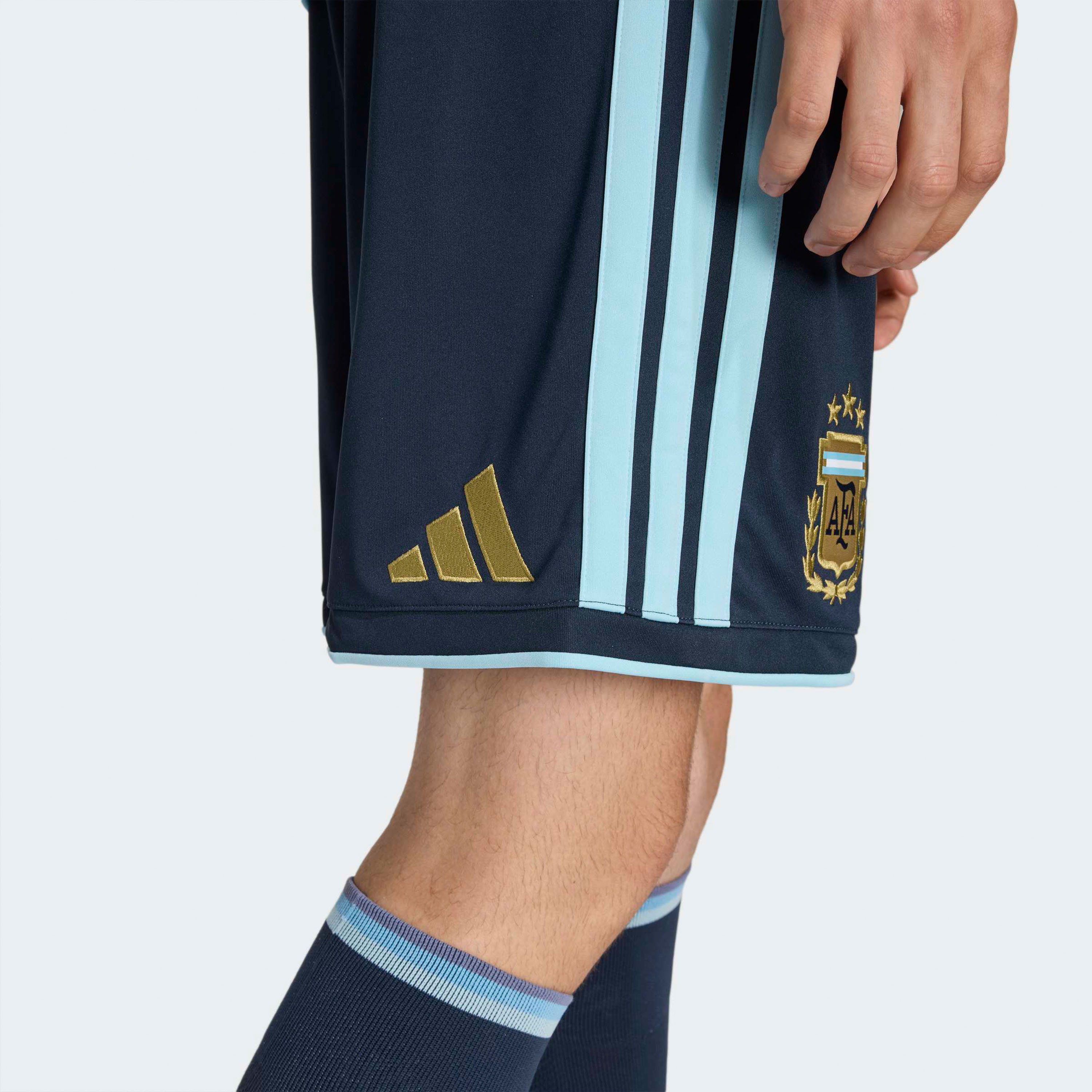 اديداس - شورت المنتخب الارجنتيني 26 الرسمي للرجال-men-clothing-bottoms-shorts-image-5