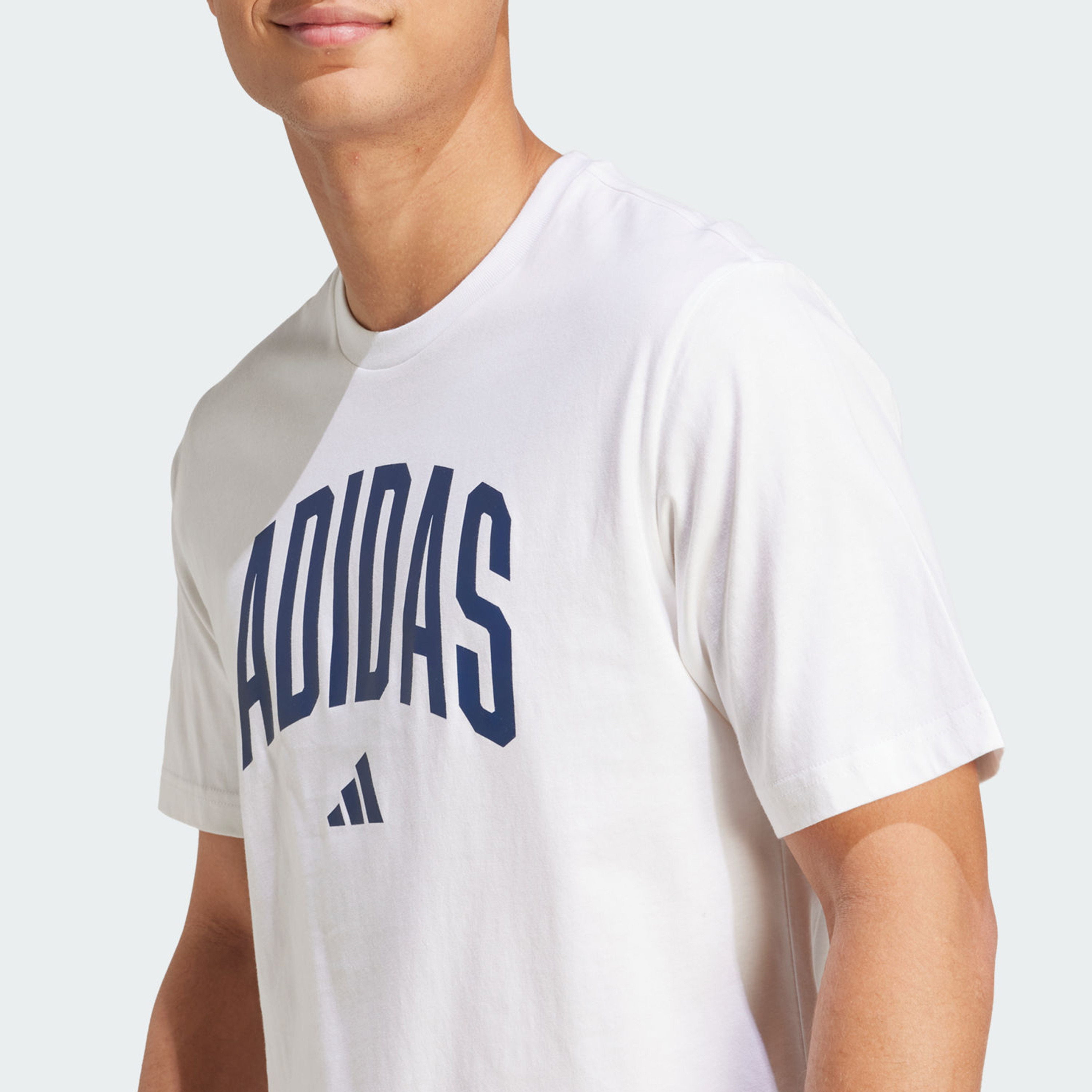أديداس - تيشيرت جرافيكي كوليجيت لاينيج للرجال | OE-men-clothing-sportswearandactivewear-tshirtsandpolos-image-11