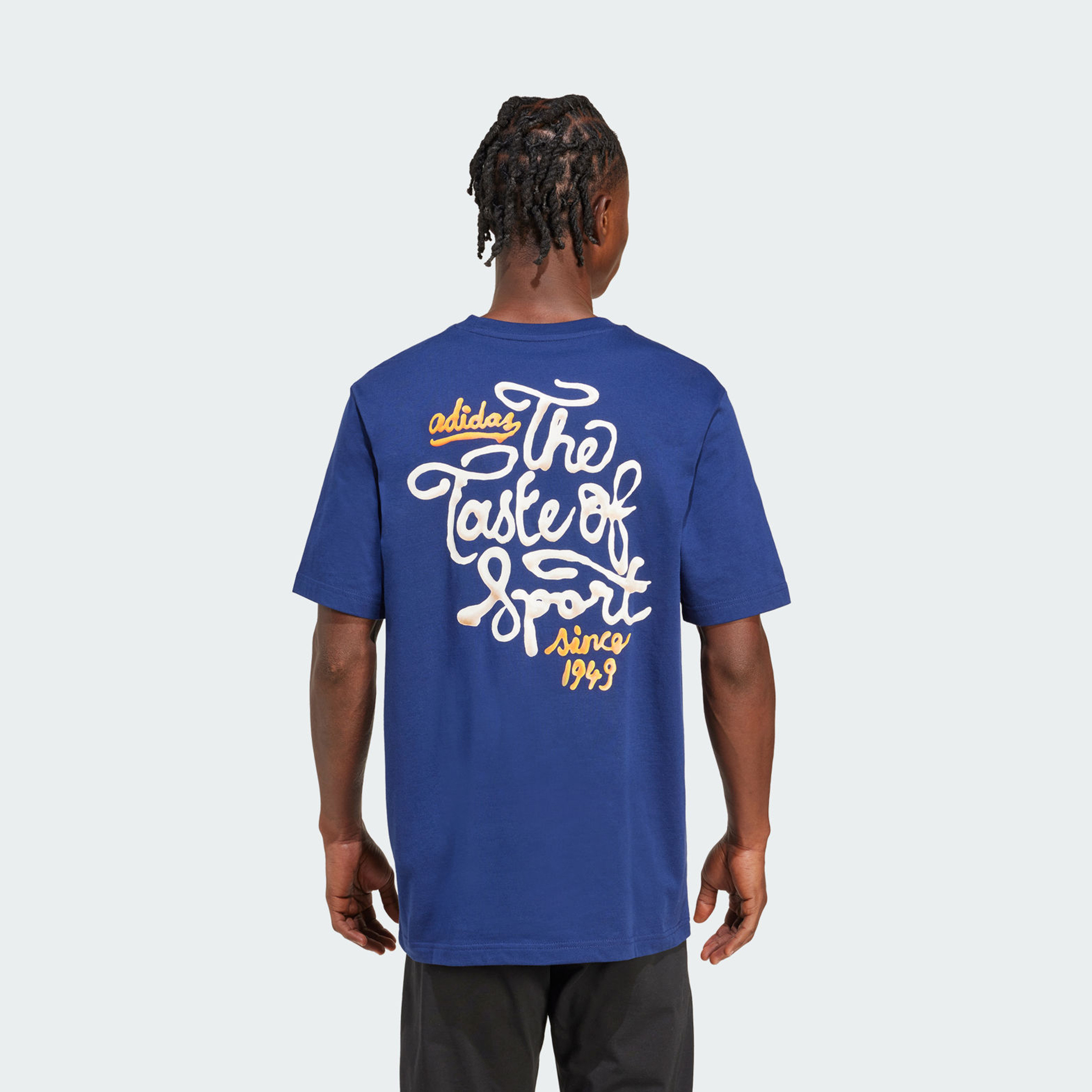 أديداس - تيشيرت جرافيكي بطبعة صلصة الطعام للرجال JM6465 | OE-men-clothing-sportswearandactivewear-tshirtsandpolos-image-3