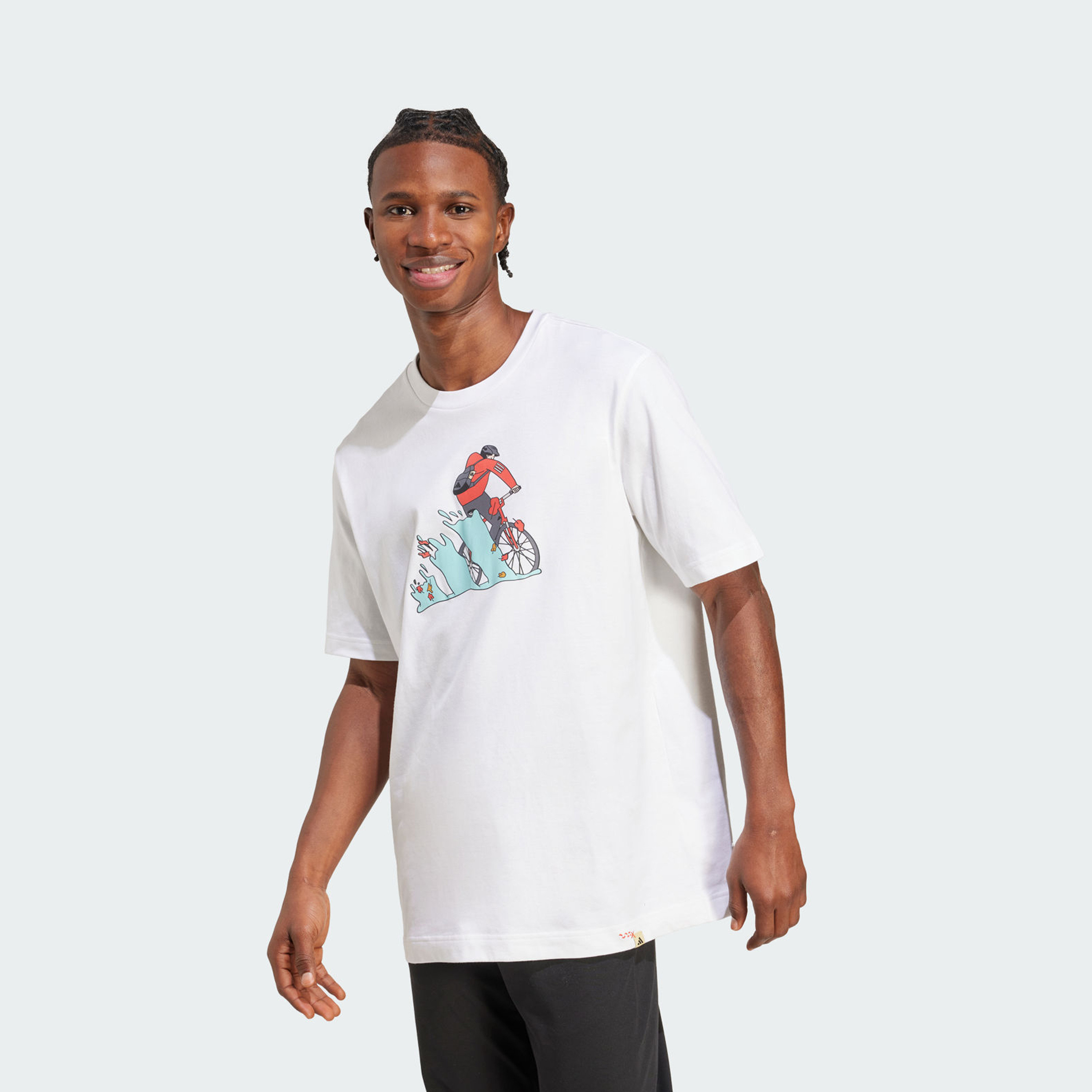 أديداس - تيشيرت جرافيكي دودل هانت بايك للرجال | OE-men-clothing-sportswearandactivewear-tshirtsandpolos-image-1