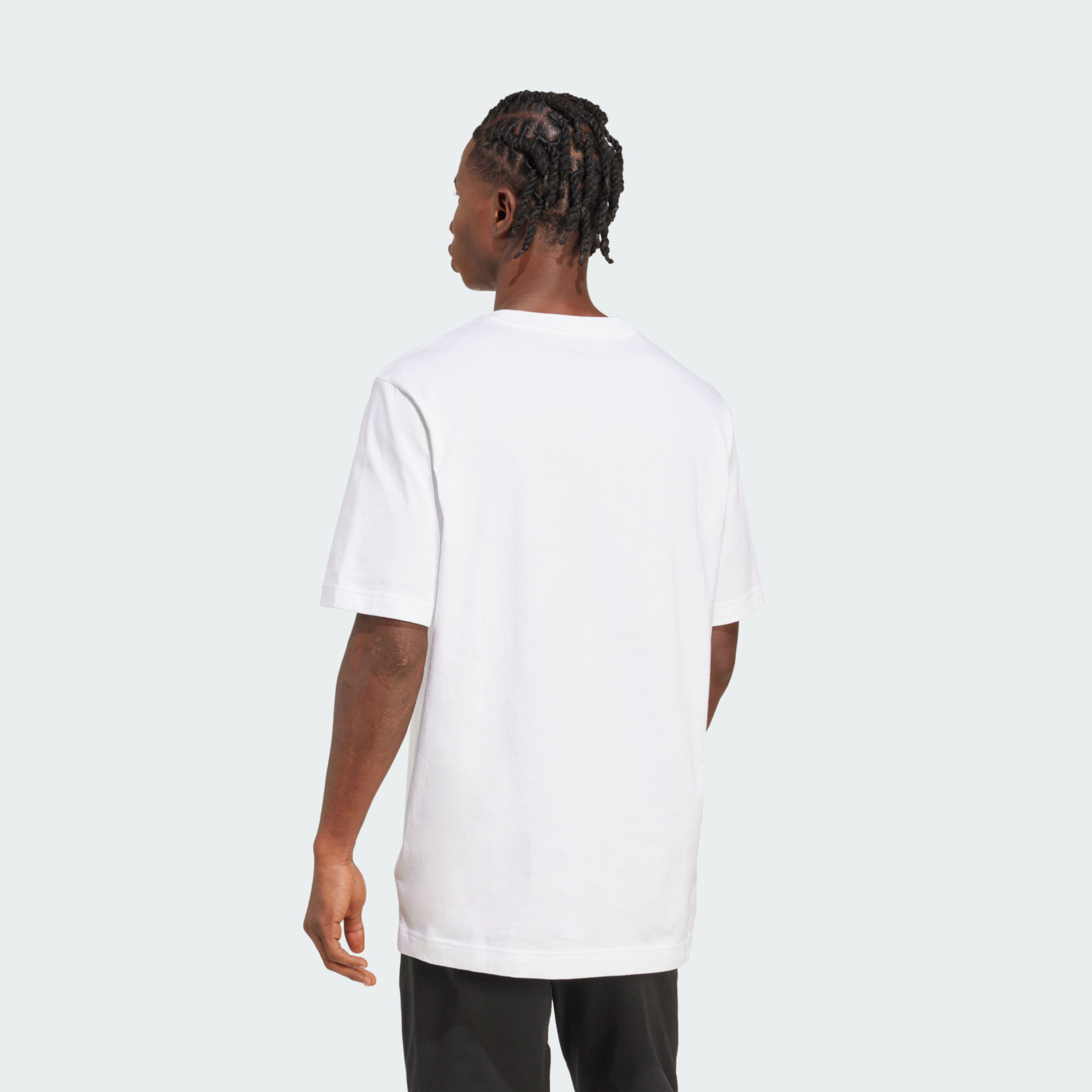 أديداس - تيشيرت جرافيكي دودل هانت بايك للرجال | OE-men-clothing-sportswearandactivewear-tshirtsandpolos-image-3