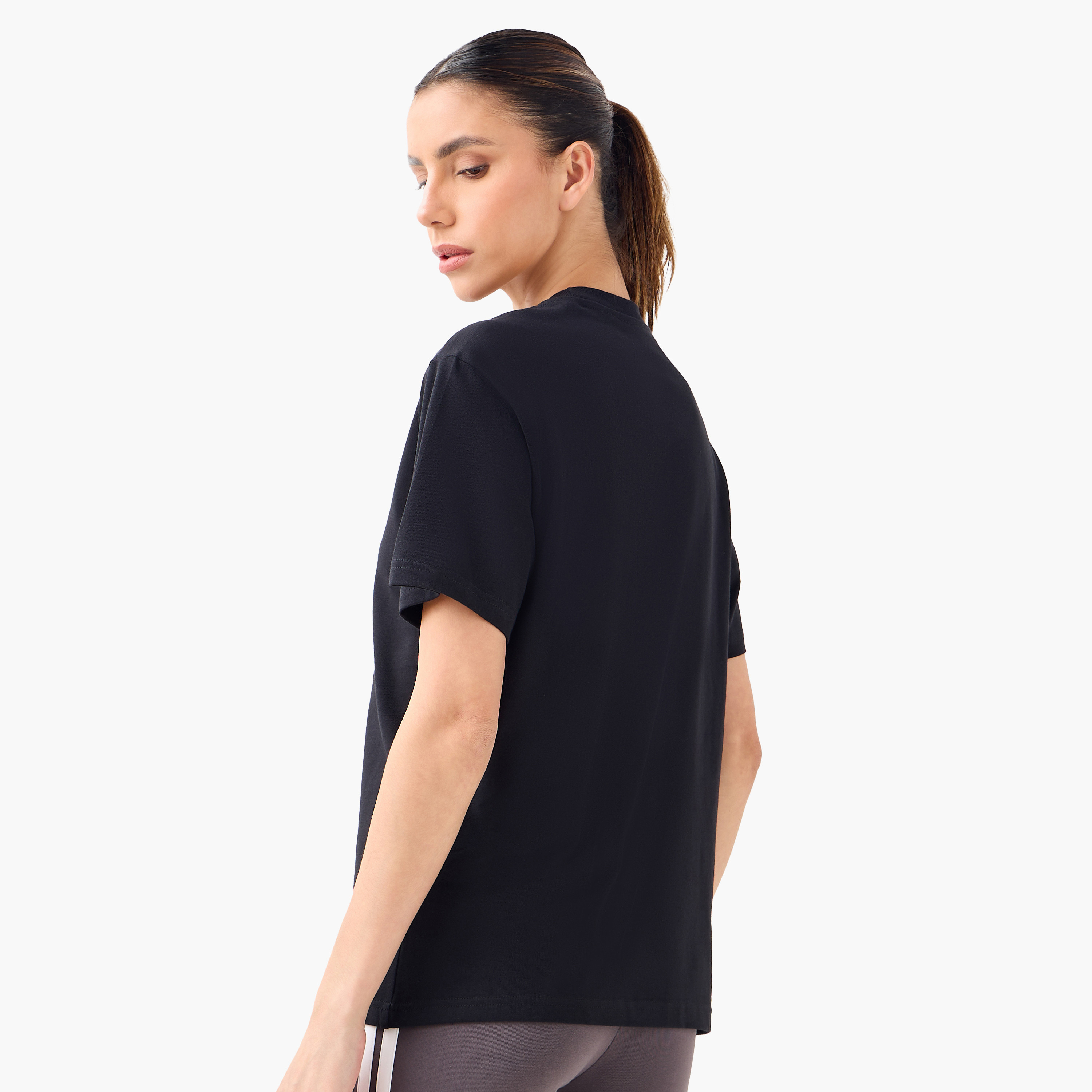 أديداس - تي شيرت برسومات خطية مموهة - للنساء-sports-women-clothing-tshirtsandvests-image-3
