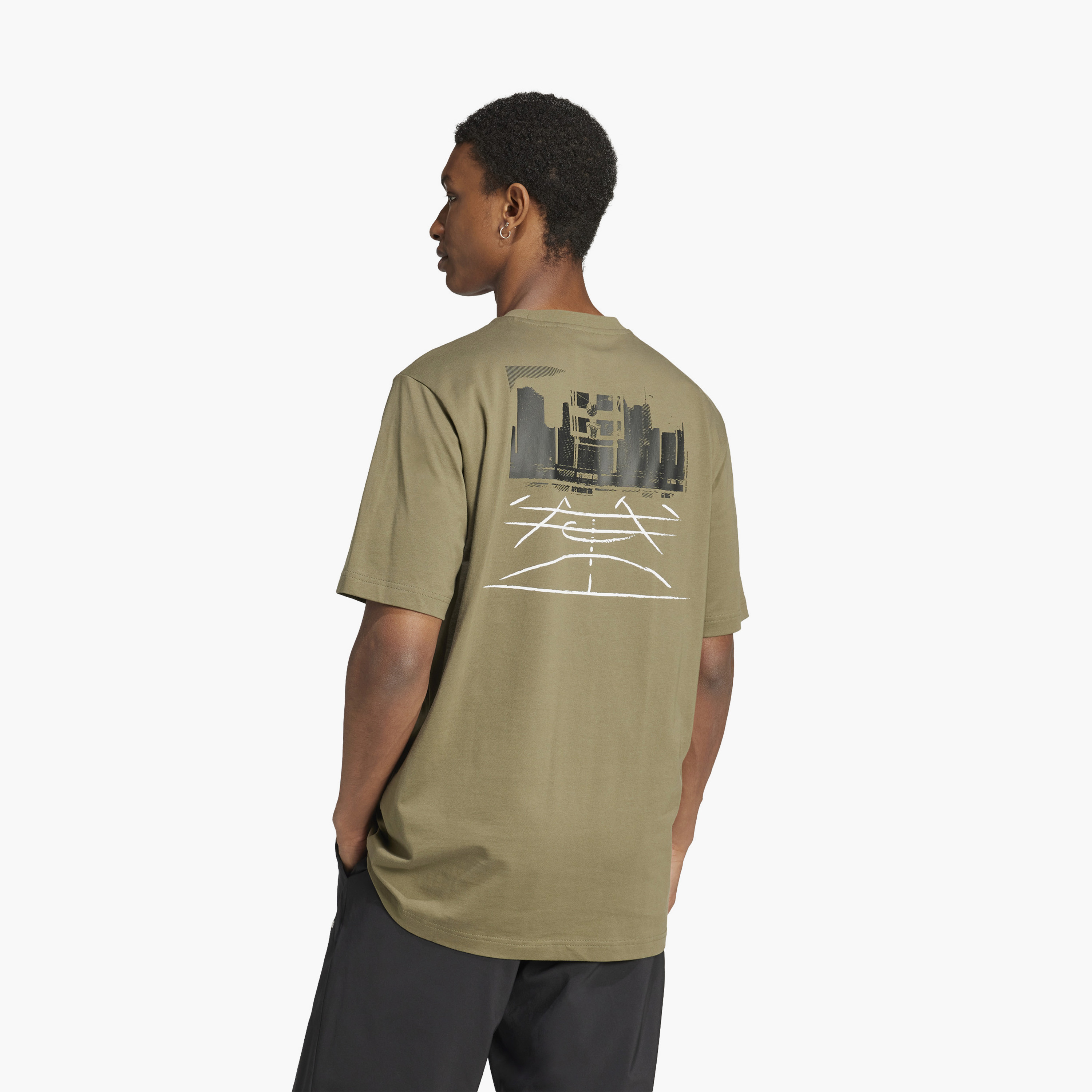 أديداس - تي شيرت رموز الصور الجرافيكية - للرجال-men-clothing-tshirtsandpolos-tshirts-image-11