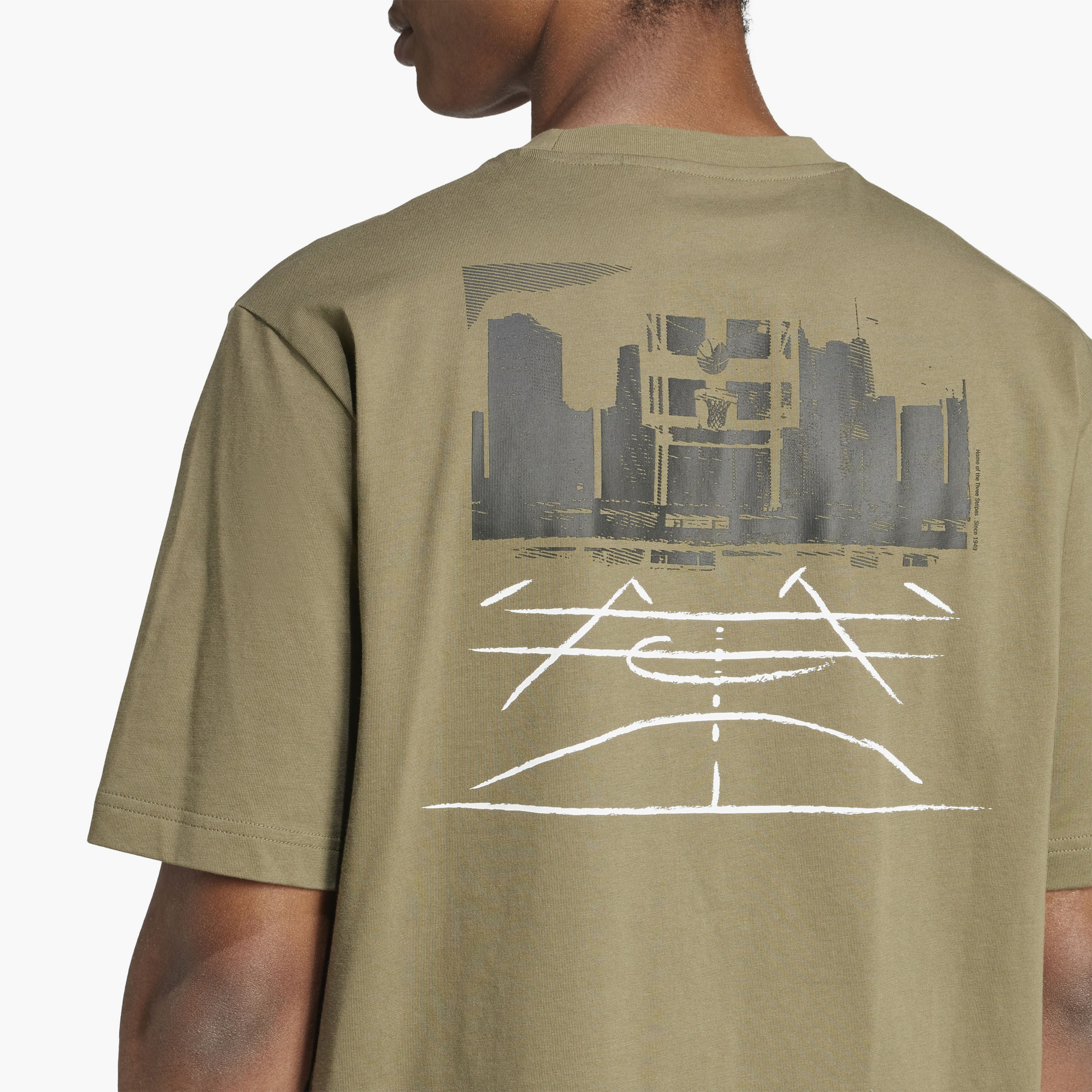 أديداس - تي شيرت رموز الصور الجرافيكية - للرجال-men-clothing-tshirtsandpolos-tshirts-image-12