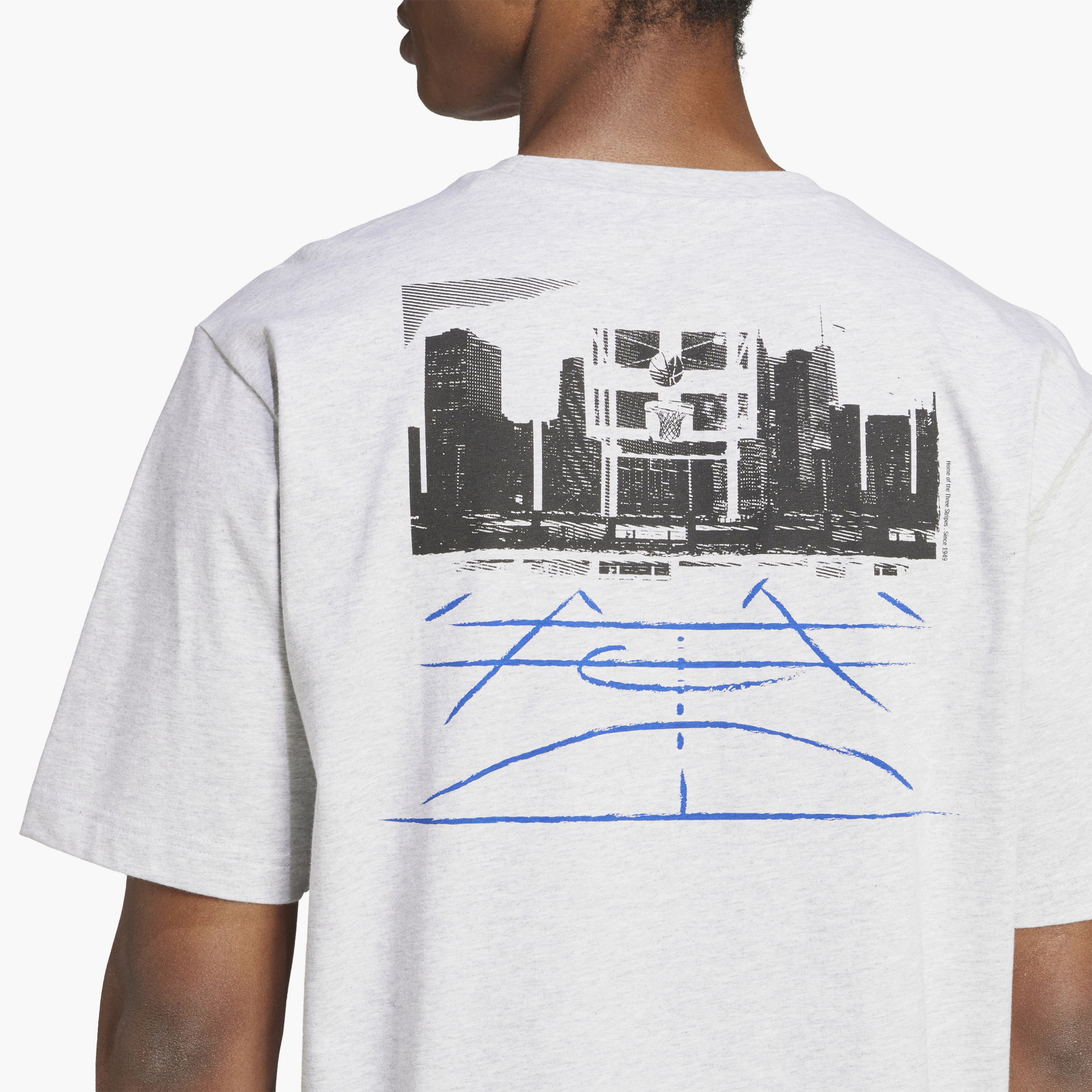 أديداس - تي شيرت رموز الصور الجرافيكية - للرجال-men-clothing-tshirtsandpolos-tshirts-image-19