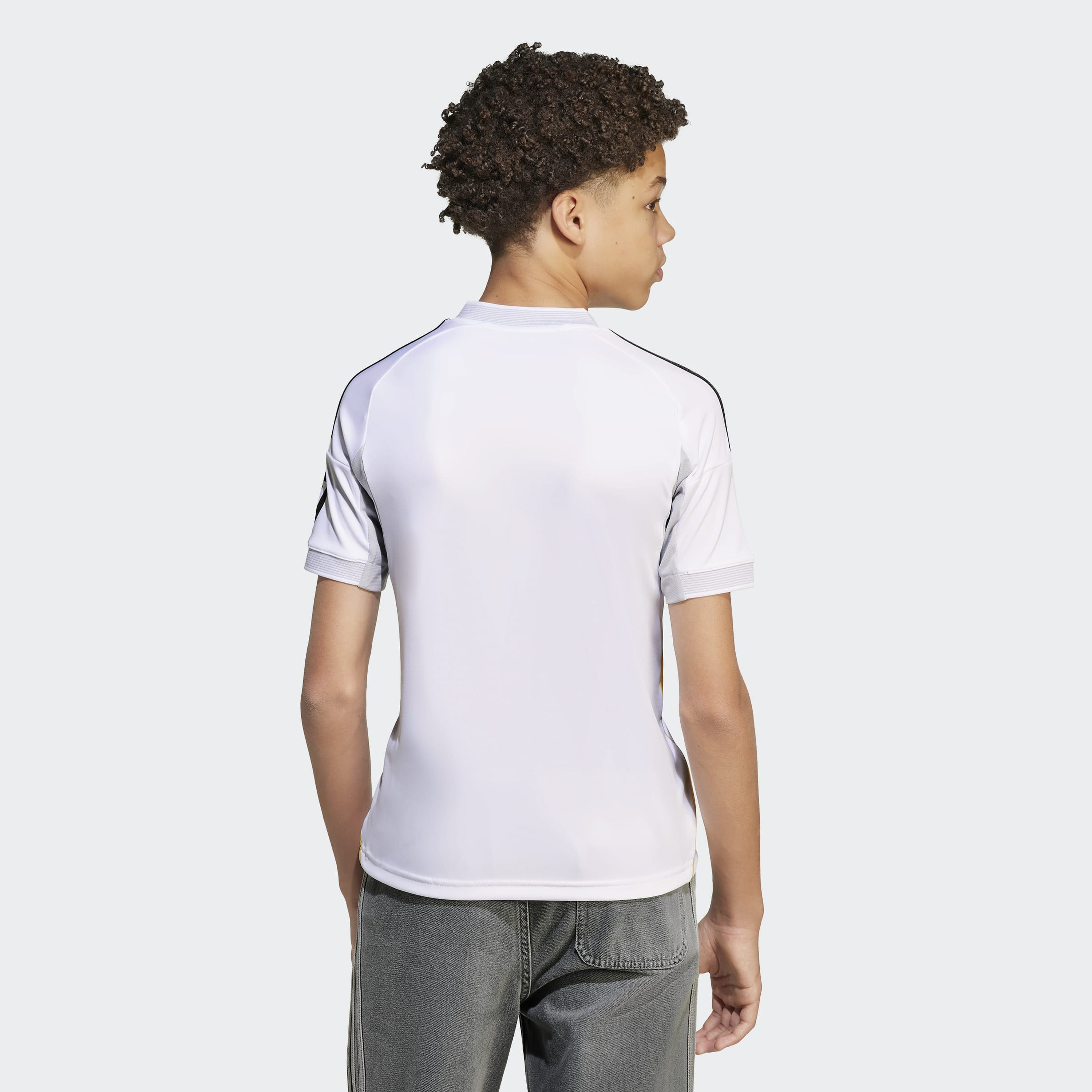 اديداس - قميص ريال مدريد قصير الأكمام للأطفال-boys-clothing-sportswear-tops-image-4