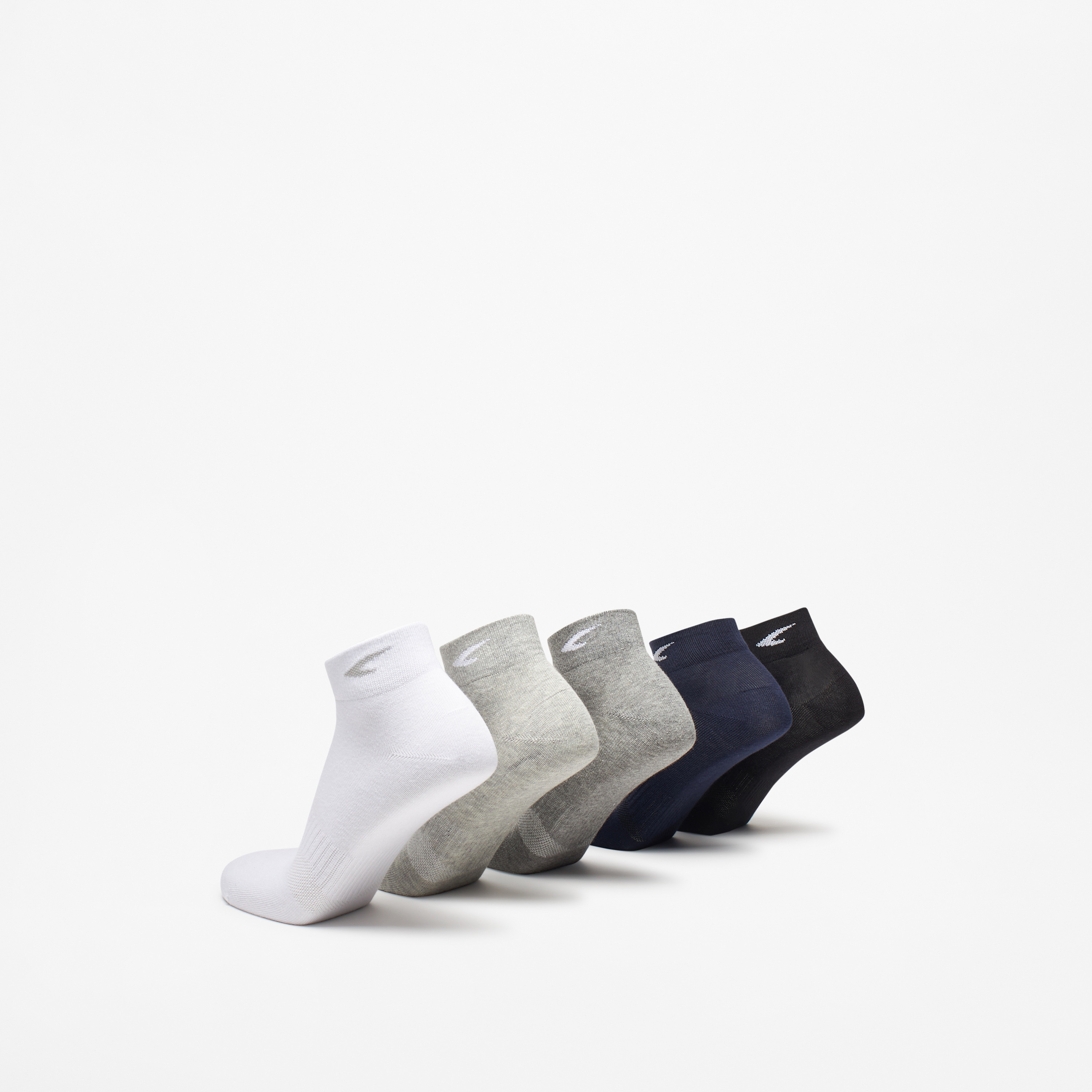طقم جوارب ٥ أزواج بطول الكاحل وطبعات من داش-men-socks-image-3