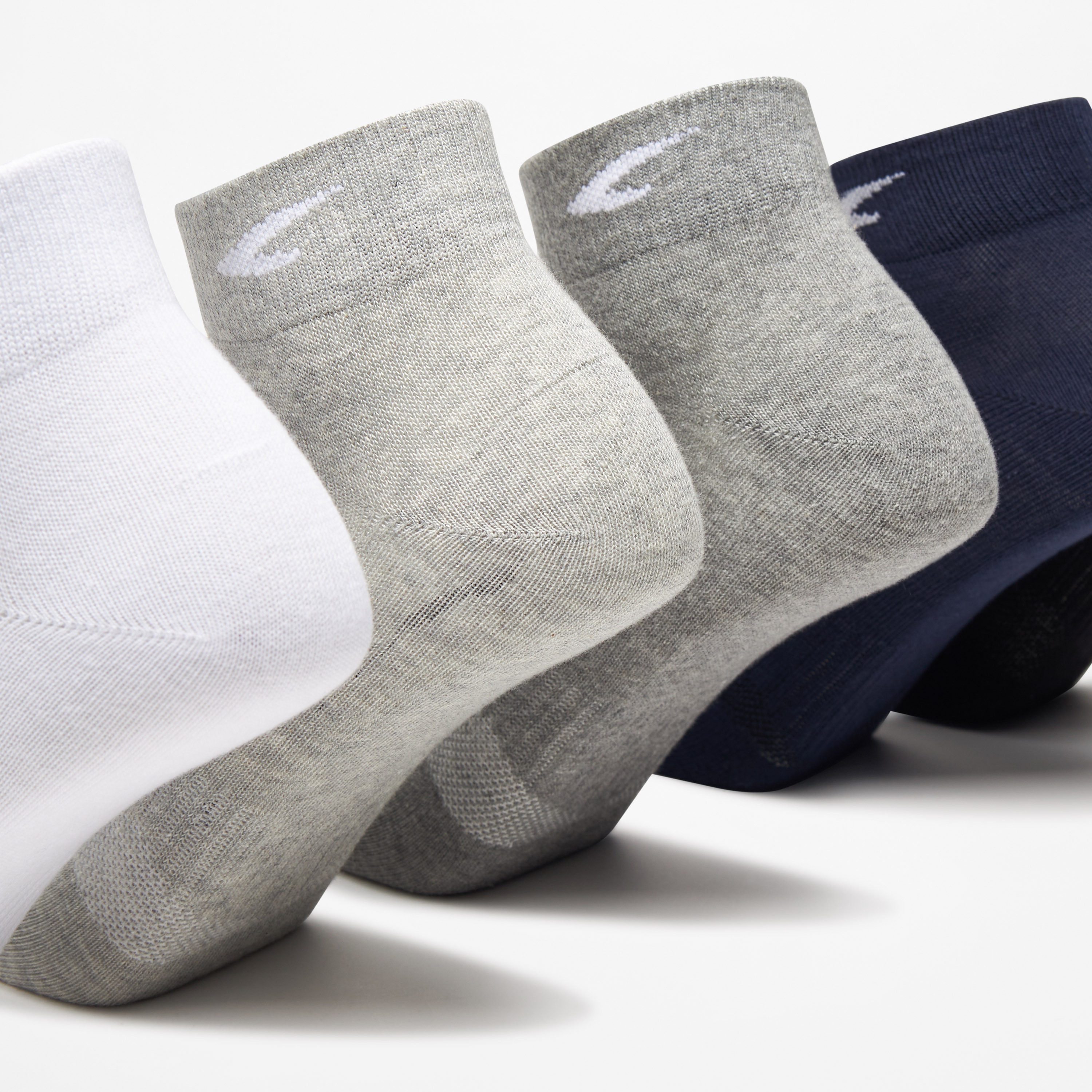 طقم جوارب ٥ أزواج بطول الكاحل وطبعات من داش-men-socks-image-4