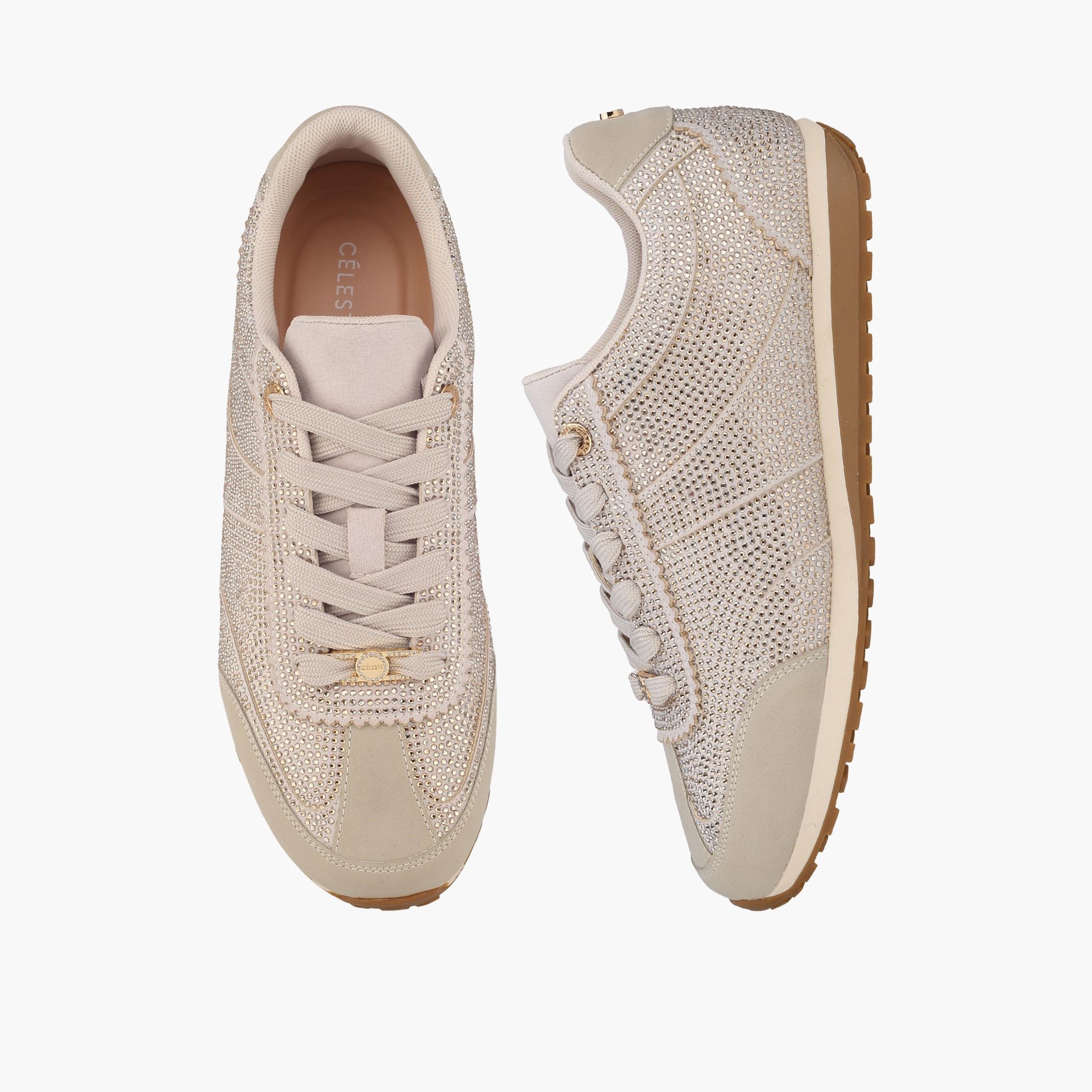 حذاء سنيكرز مزين بطول الكاحل ورباط إغلاق للنساء من سيليست-women-shoes-sneakers-image-1