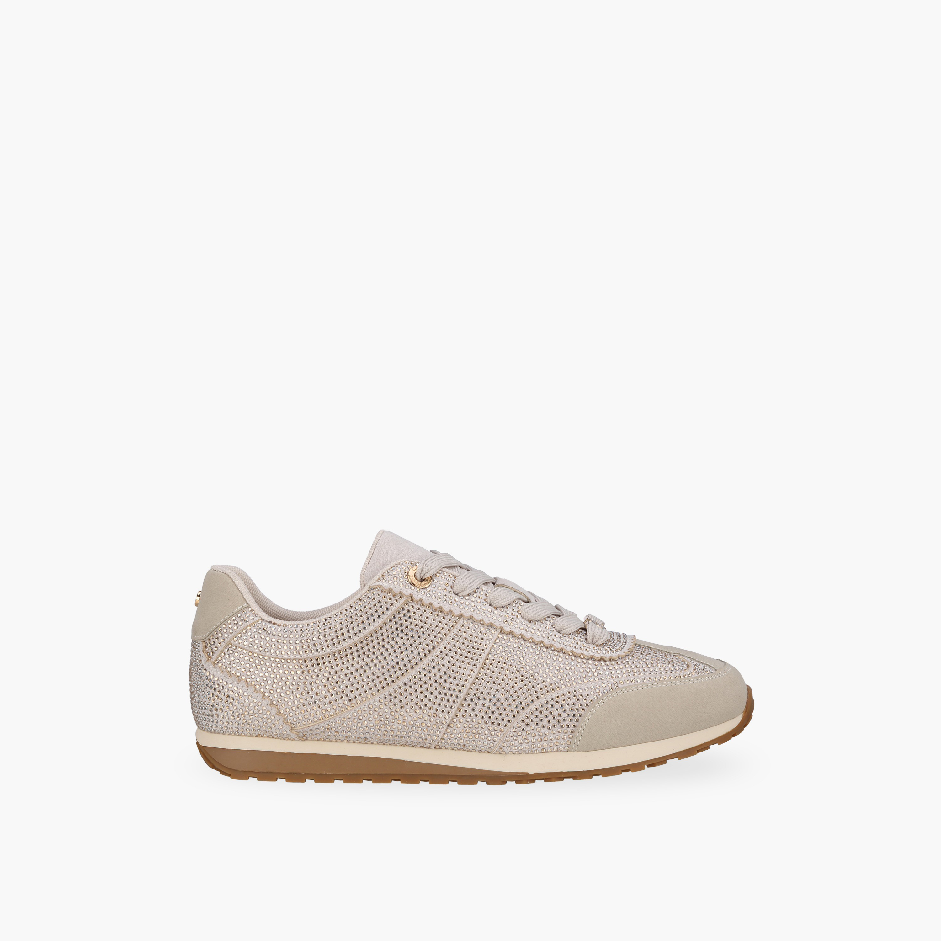 حذاء سنيكرز مزين بطول الكاحل ورباط إغلاق للنساء من سيليست-women-shoes-sneakers-image-3