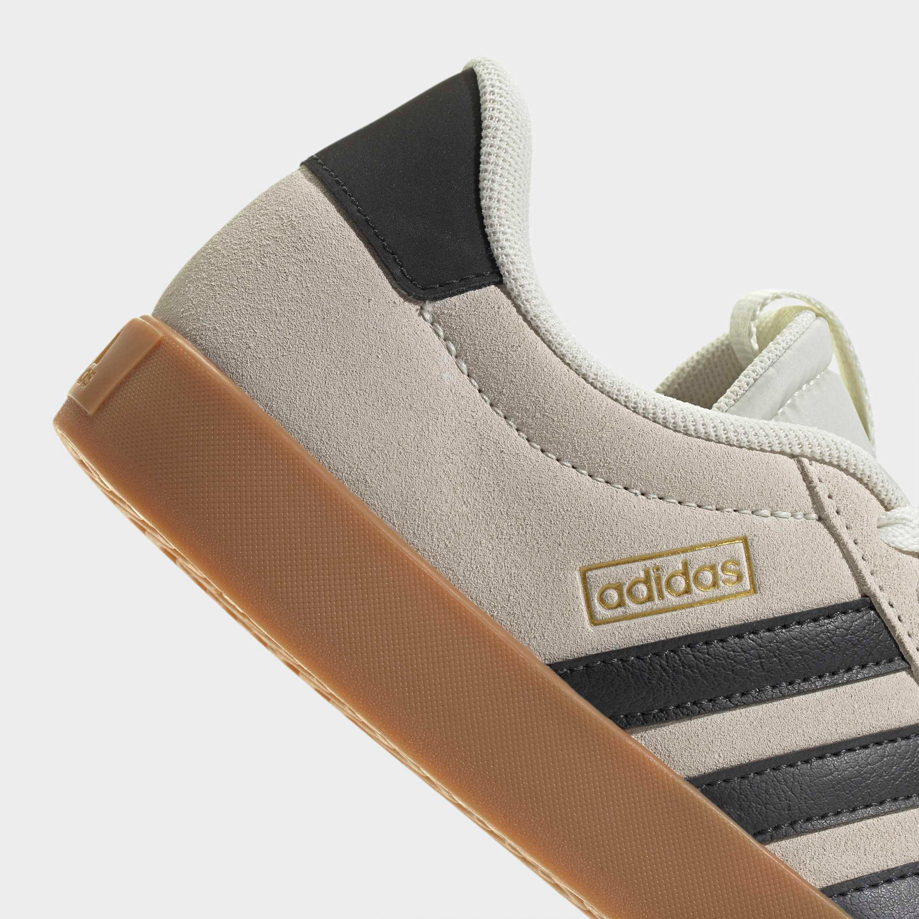 حذاء سنيكرز بطول الكاحل ورباط إغلاق في إل كورت 3.0 للنساء من أديداس-women-shoes-sneakers-image-6