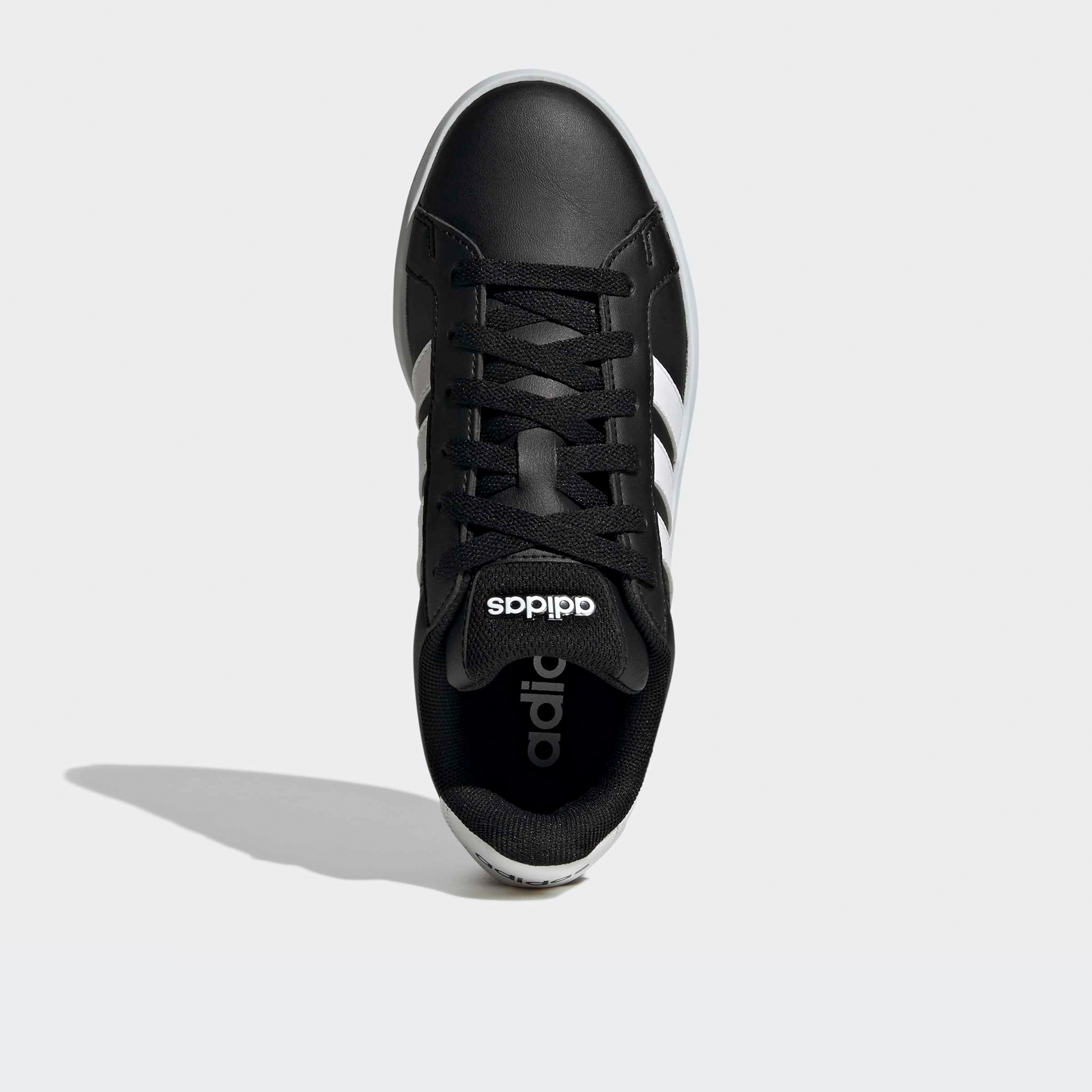 حذاء سنيكرز بطول الكاحل ورباط إغلاق جراند كورت 3.0 للأولاد من أديداس-boys-shoes-sneakers-image-3