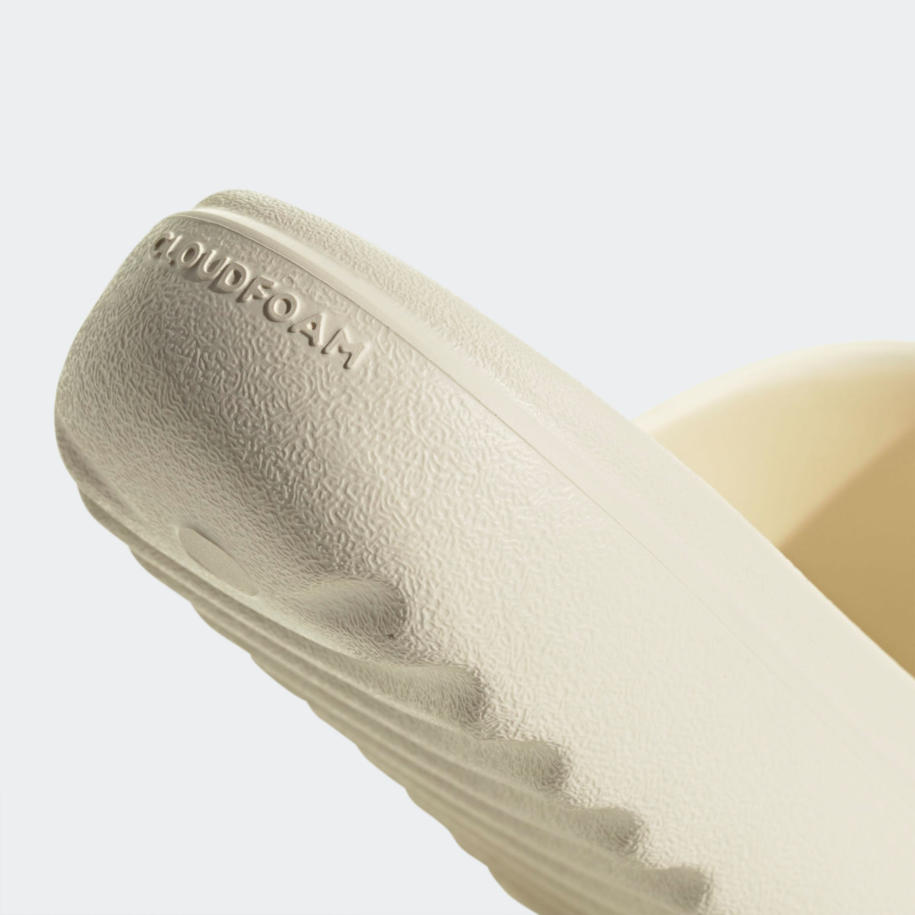 أديداس - شبشب أديليت لوميا للنساء-women-shoes-flipflopsandslides-image-25