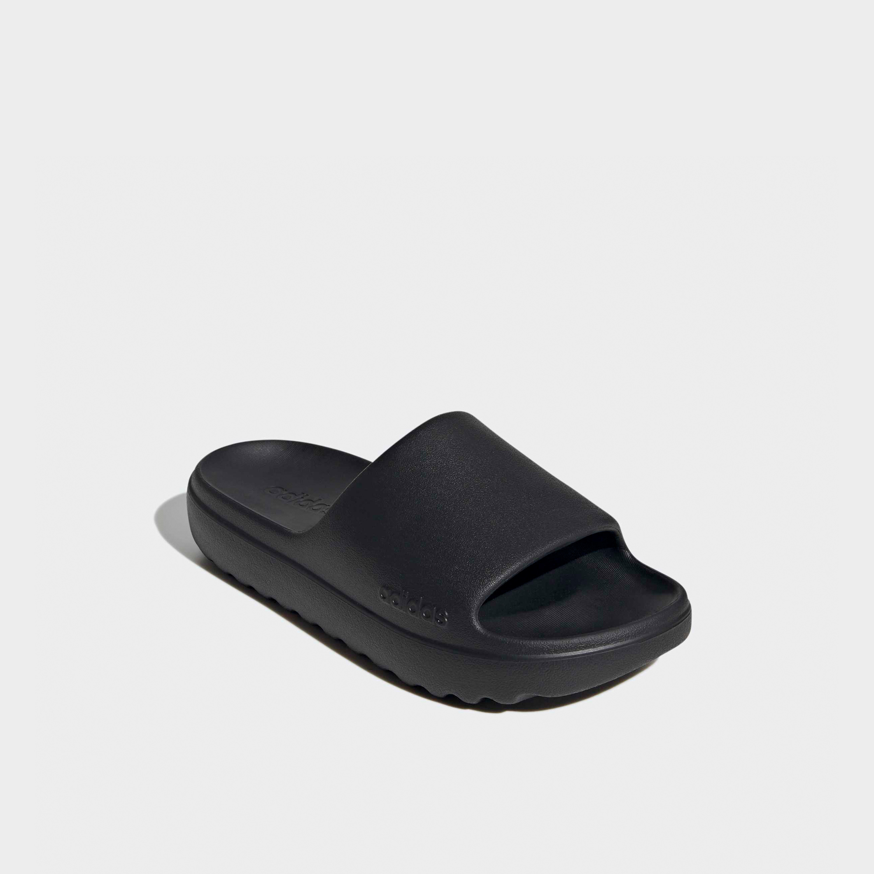 شبشب أديليت لوميا للرجال من أديداس-men-shoes-flipflopsandslides-image-1