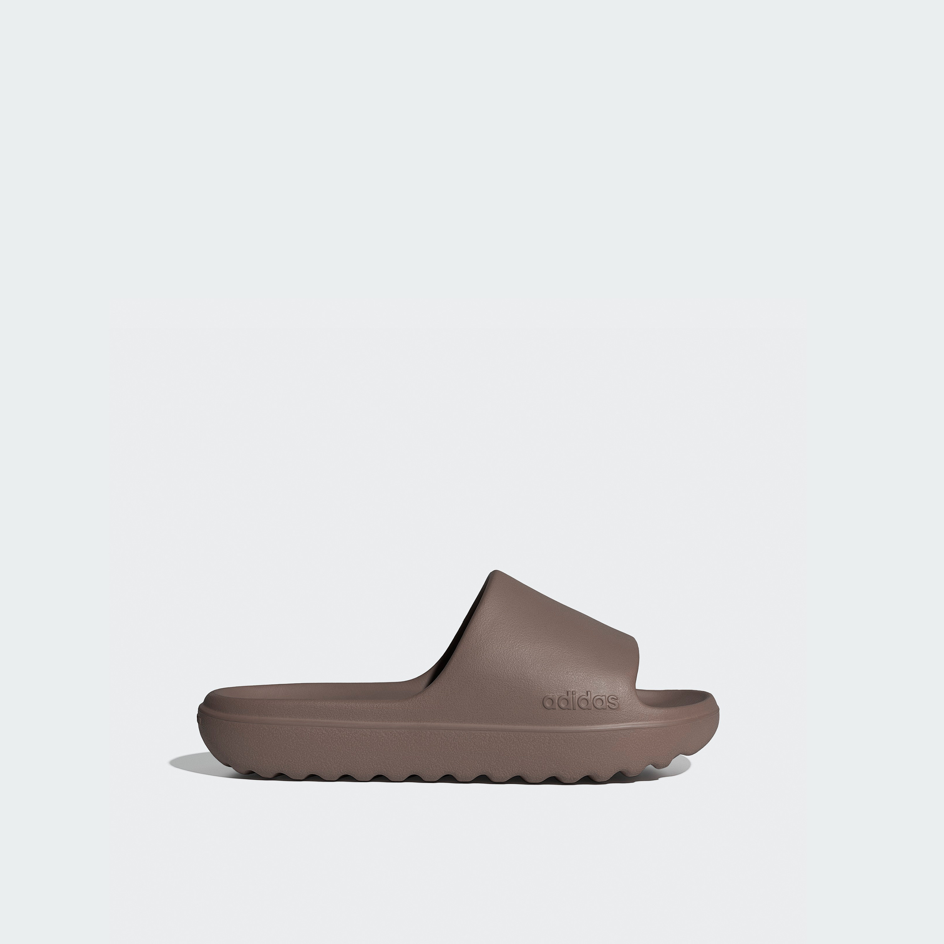 أديداس - حذاء أديليت لوميا سهل الارتداء للرجال JP9580 | OE-men-shoes-flipflopsandslides-image-2