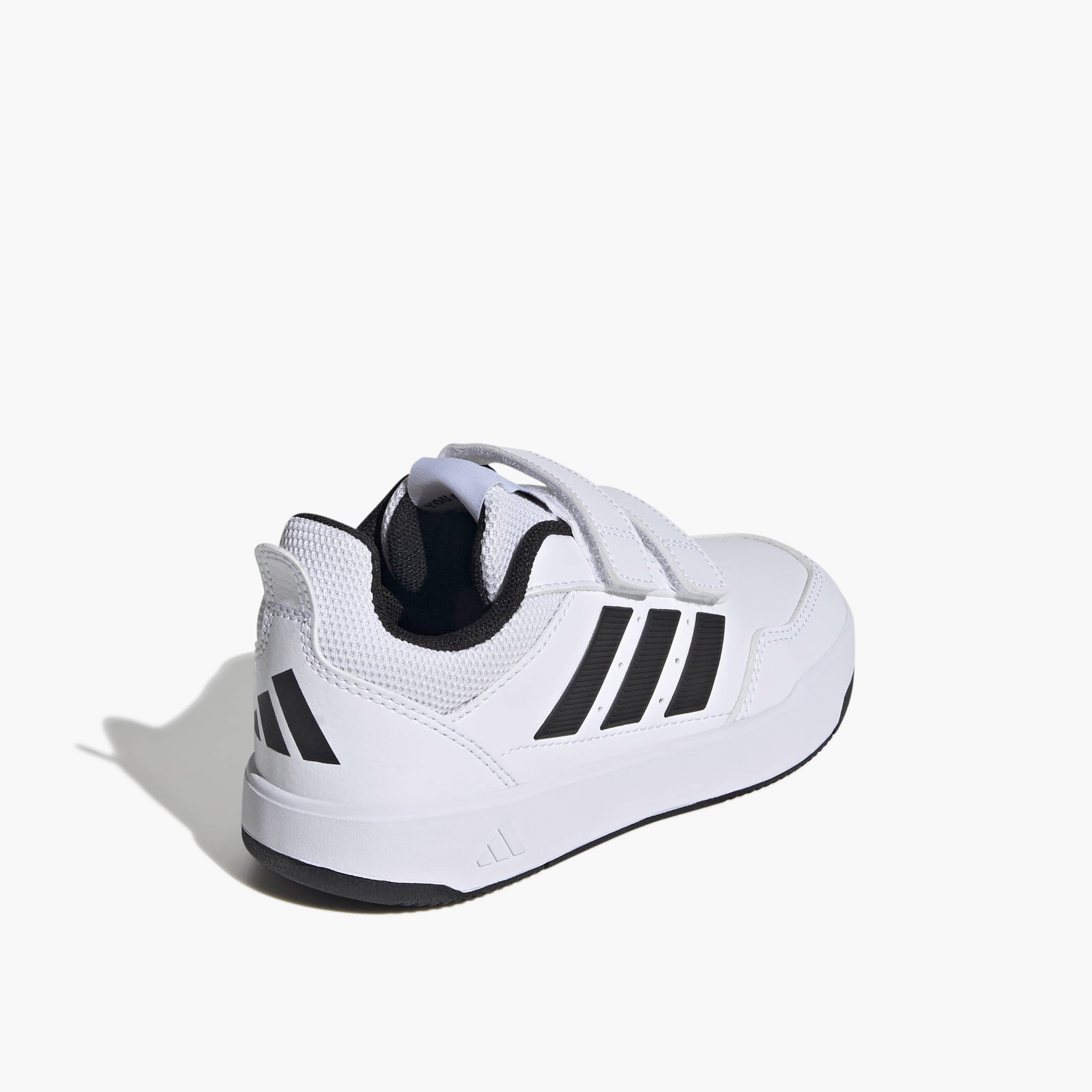 حذاء سنيكرز بشريط إغلاق لاصق للأولاد من أديداس-sports-girls-shoes-image-3