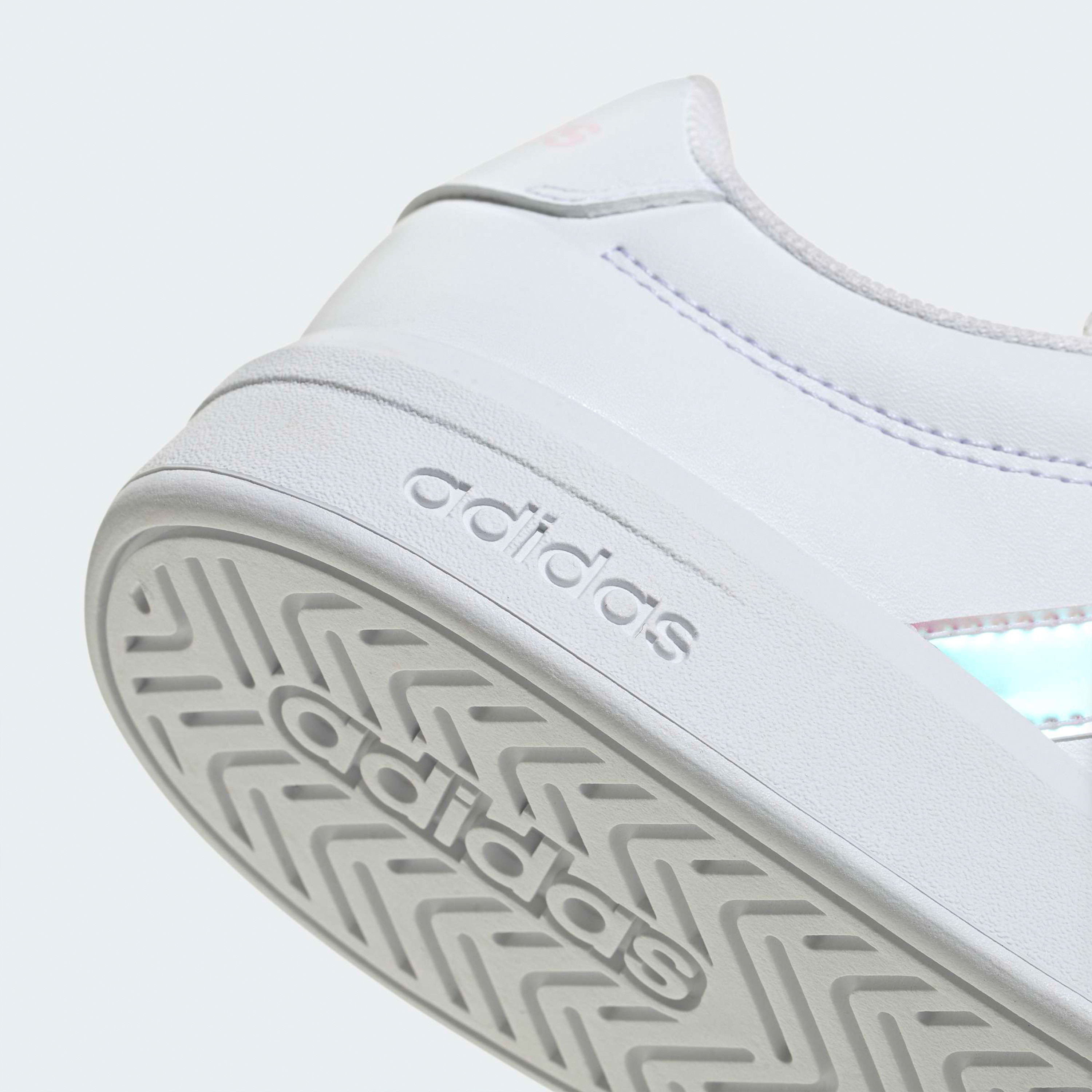 حذاء سنيكرز برباط إغلاق جراند كورت 3.0 للبنات من أديداس-girls-shoes-sneakers-image-7
