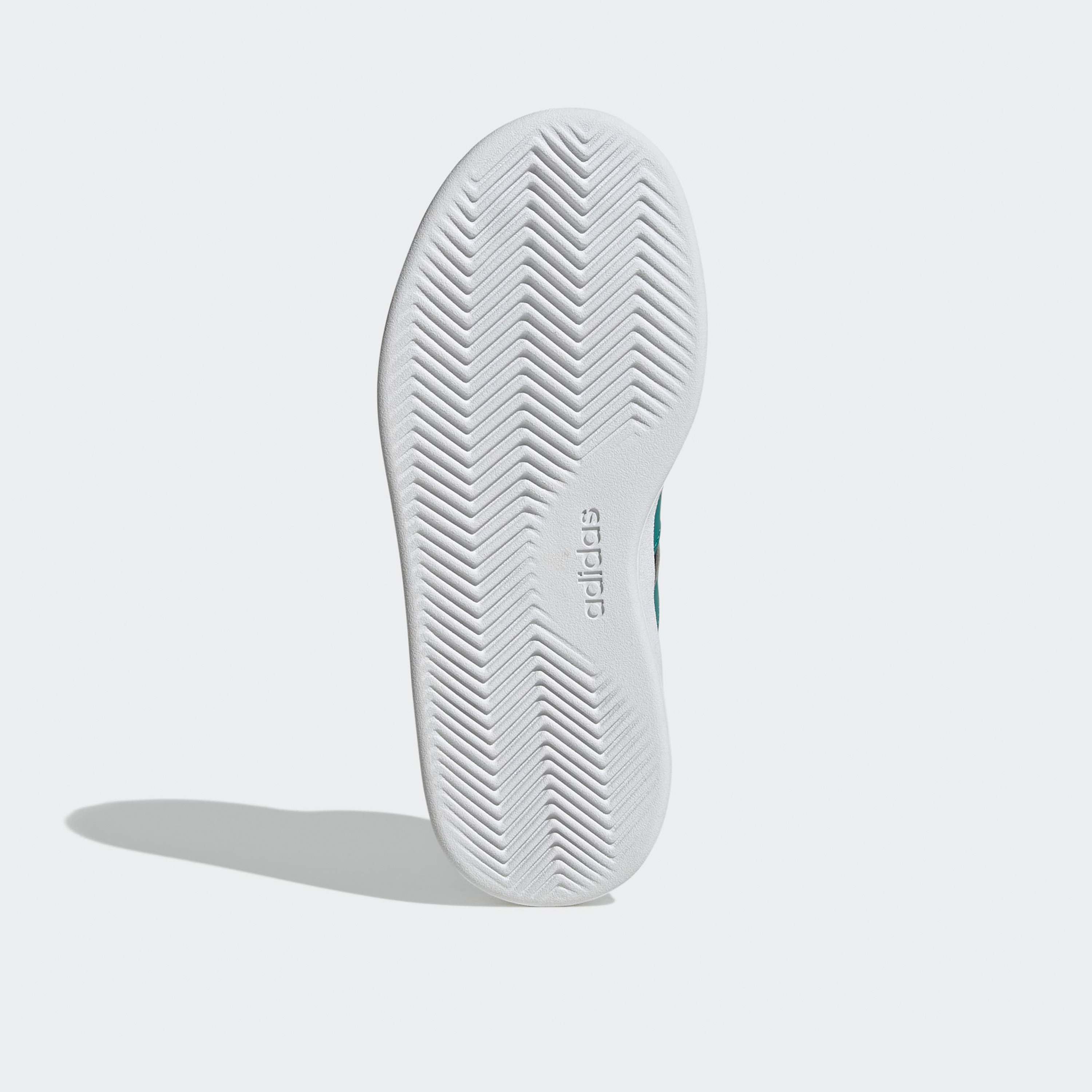 أديداس - حذاء رياضي بريكنيت 3.0 بشريط فيلكرو للأولاد | OE-boys-shoes-sneakers-image-5