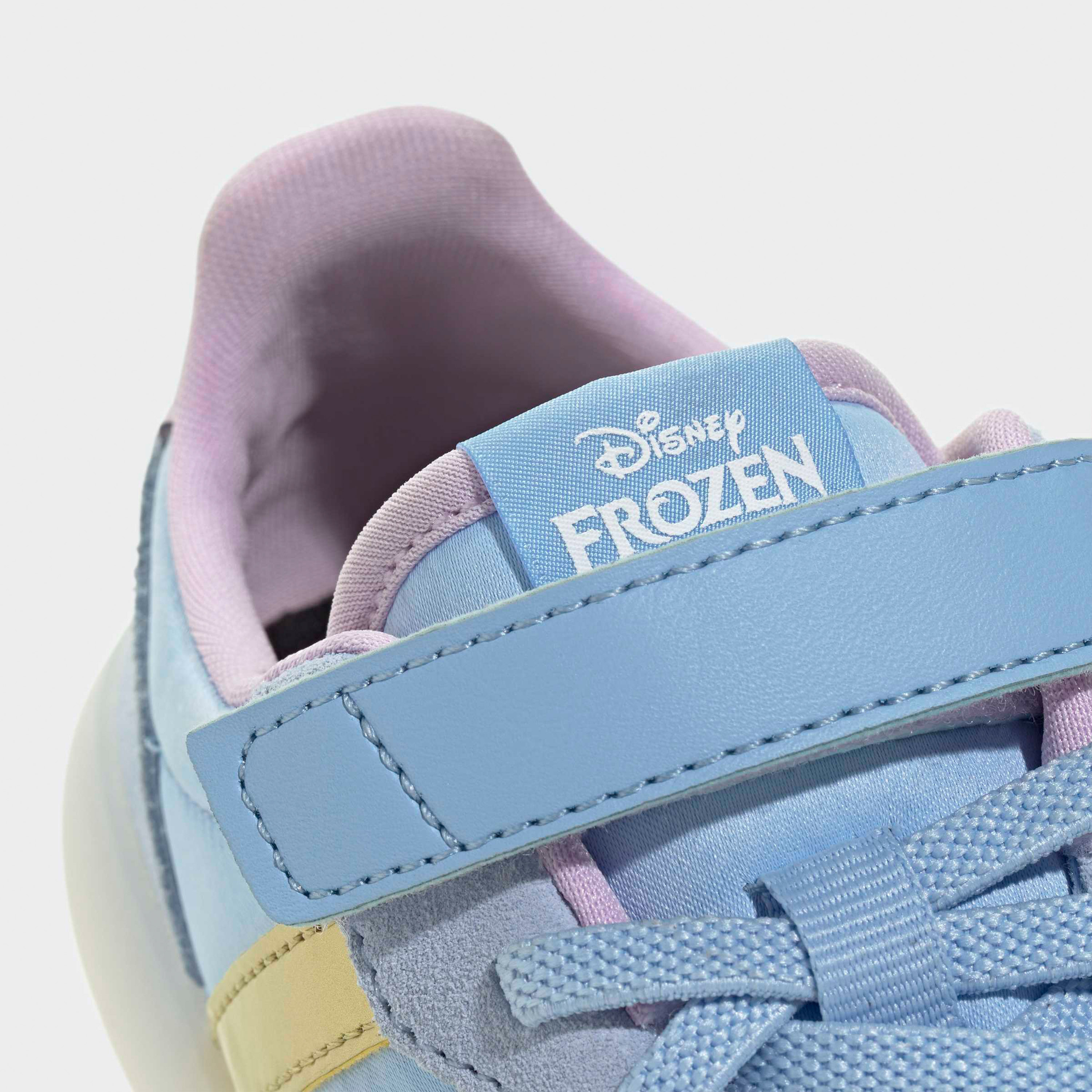حذاء سنيكرز بشريط إغلاق لاصق بريدا ديكود أنا إي إل للبنات من أديداس-girls-shoes-sneakers-image-7