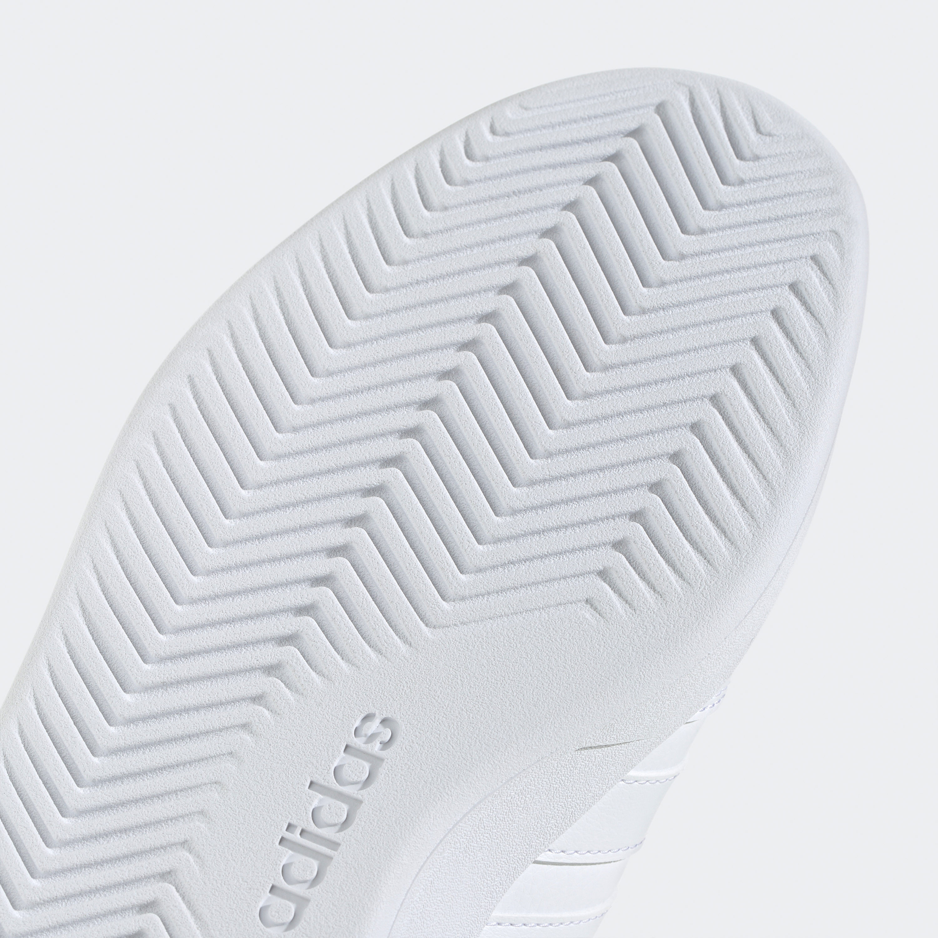 أديداس - حذاء رياضي بريكنيت 3.0 برباط وكاحل منخفض للنساء JQ5483 | OE-sports-women-shoes-image-7