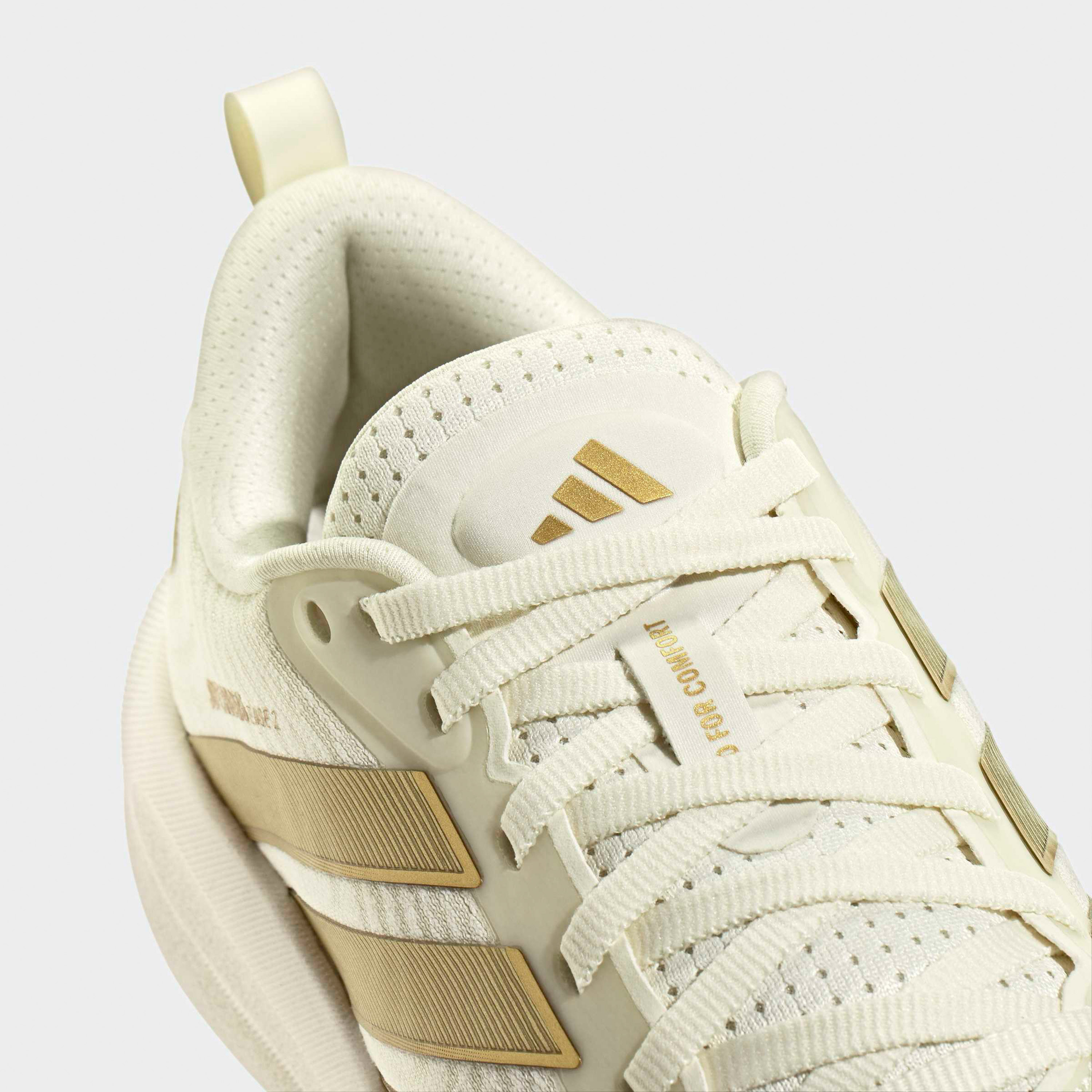 حذاء جري برباط إغلاق سوبر نوفا إيز 2 للنساء من أديداس-sports-women-shoes-image-6