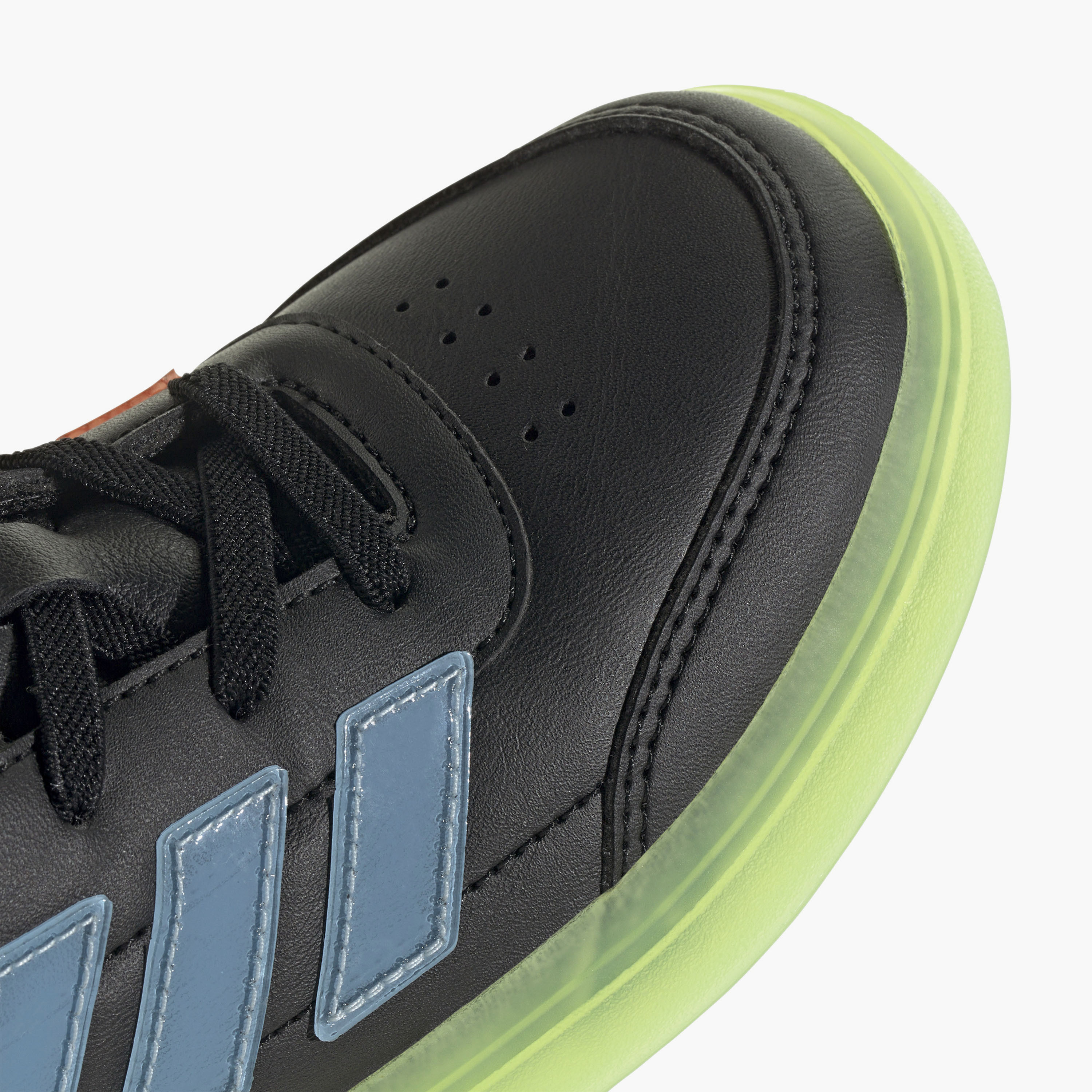 أديداس - حذاء كورتبلوك للأولاد-sports-boys-shoes-image-7