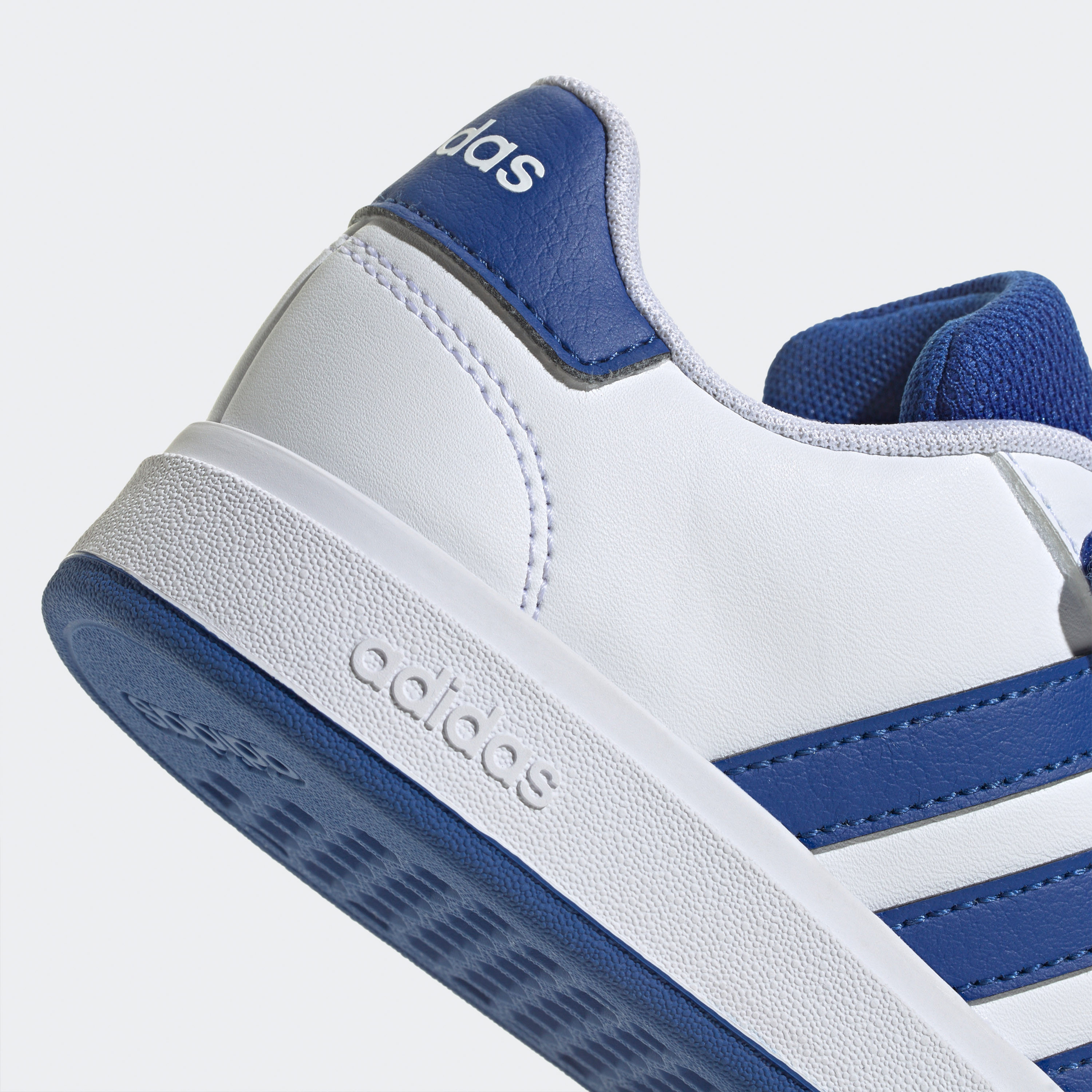 adidas Boys Grand Court 2.0 Hook & Loop Sneakers JQ8000 | OE-sports-boys-shoes-image-7