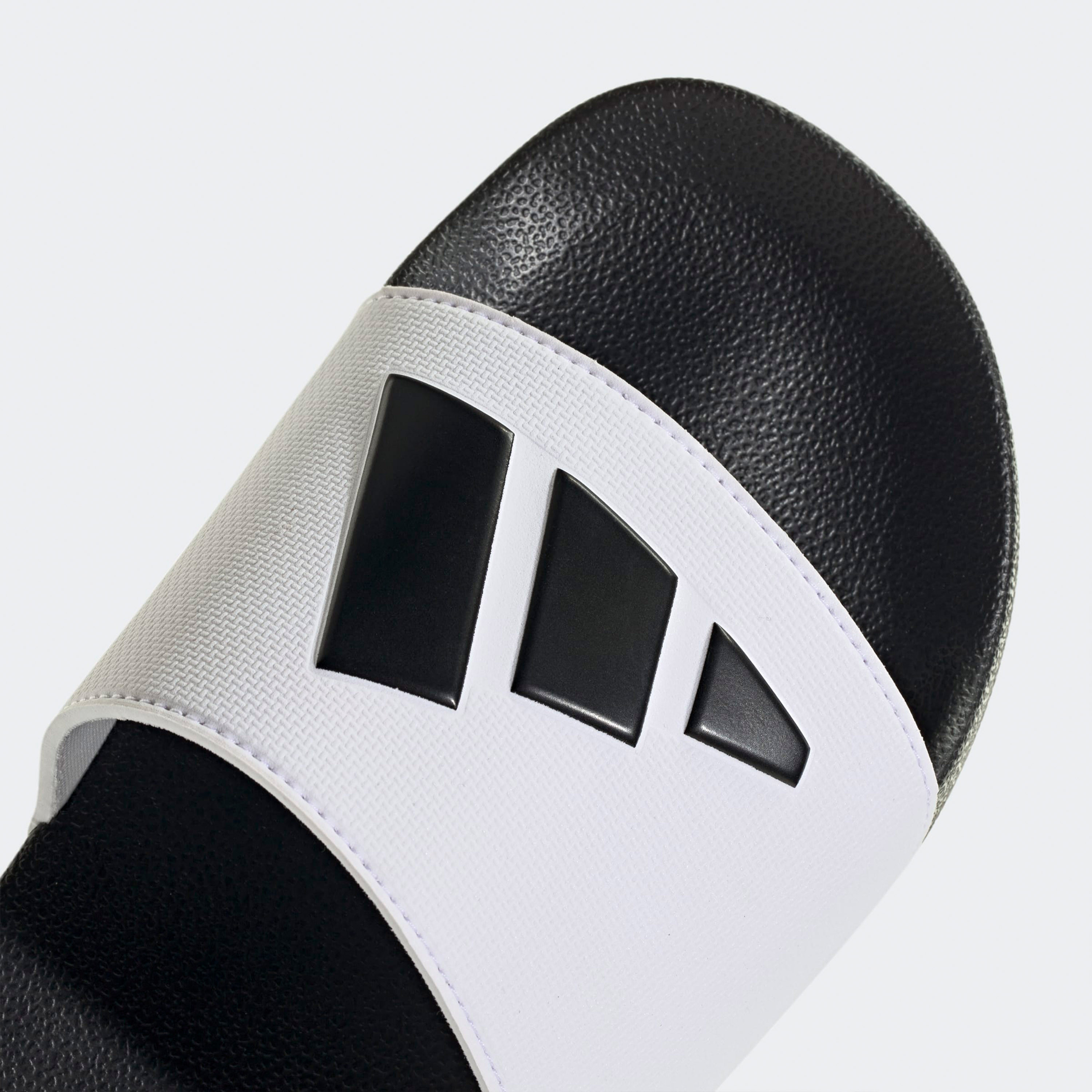 أديداس - شبشب أديليت شاور سهل الارتداء للرجال | OE-sports-men-shoes-image-7