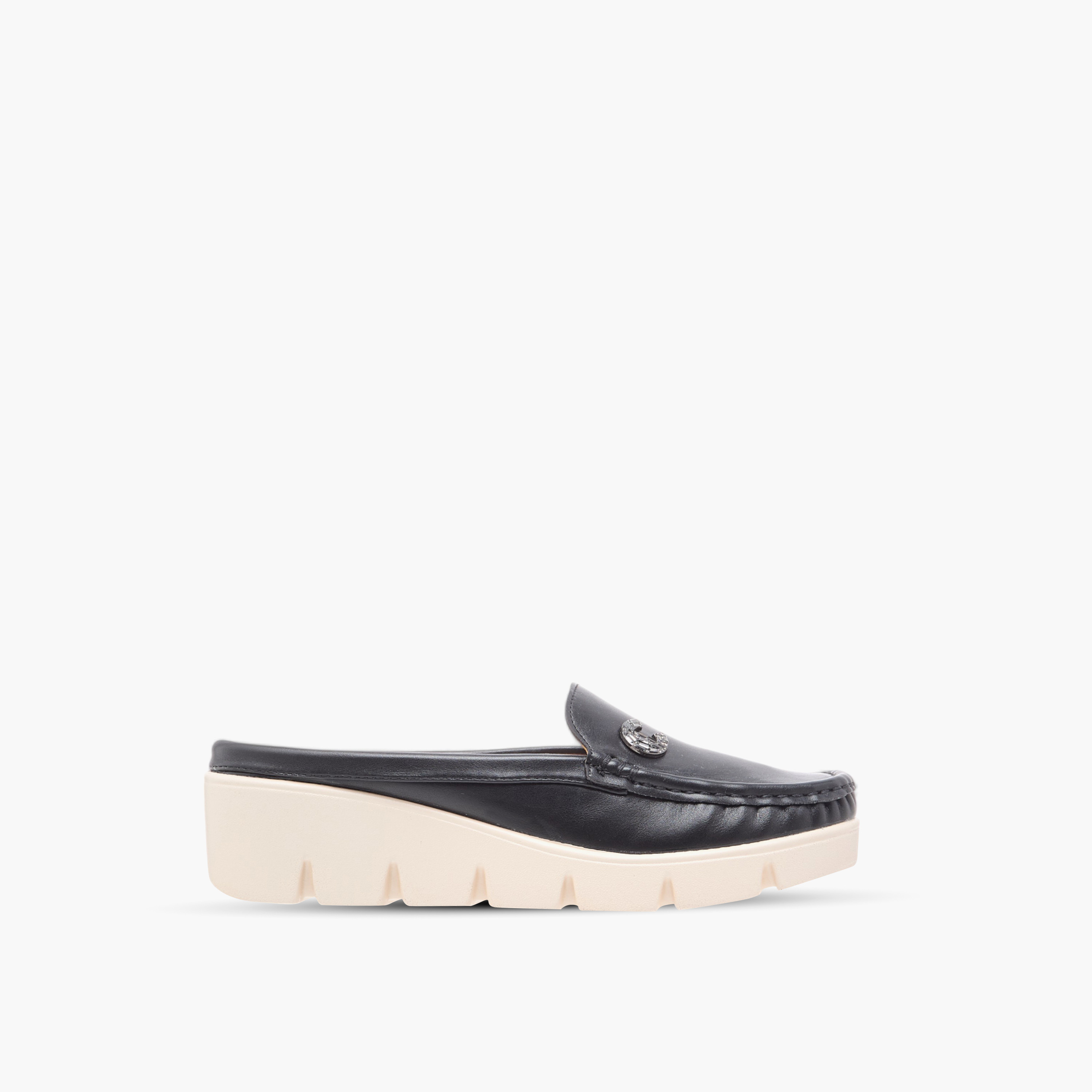 Le Confort Logo Embellished Slip-On Comfort Loafers-women-shoes-loafersandmoccasins-image-3