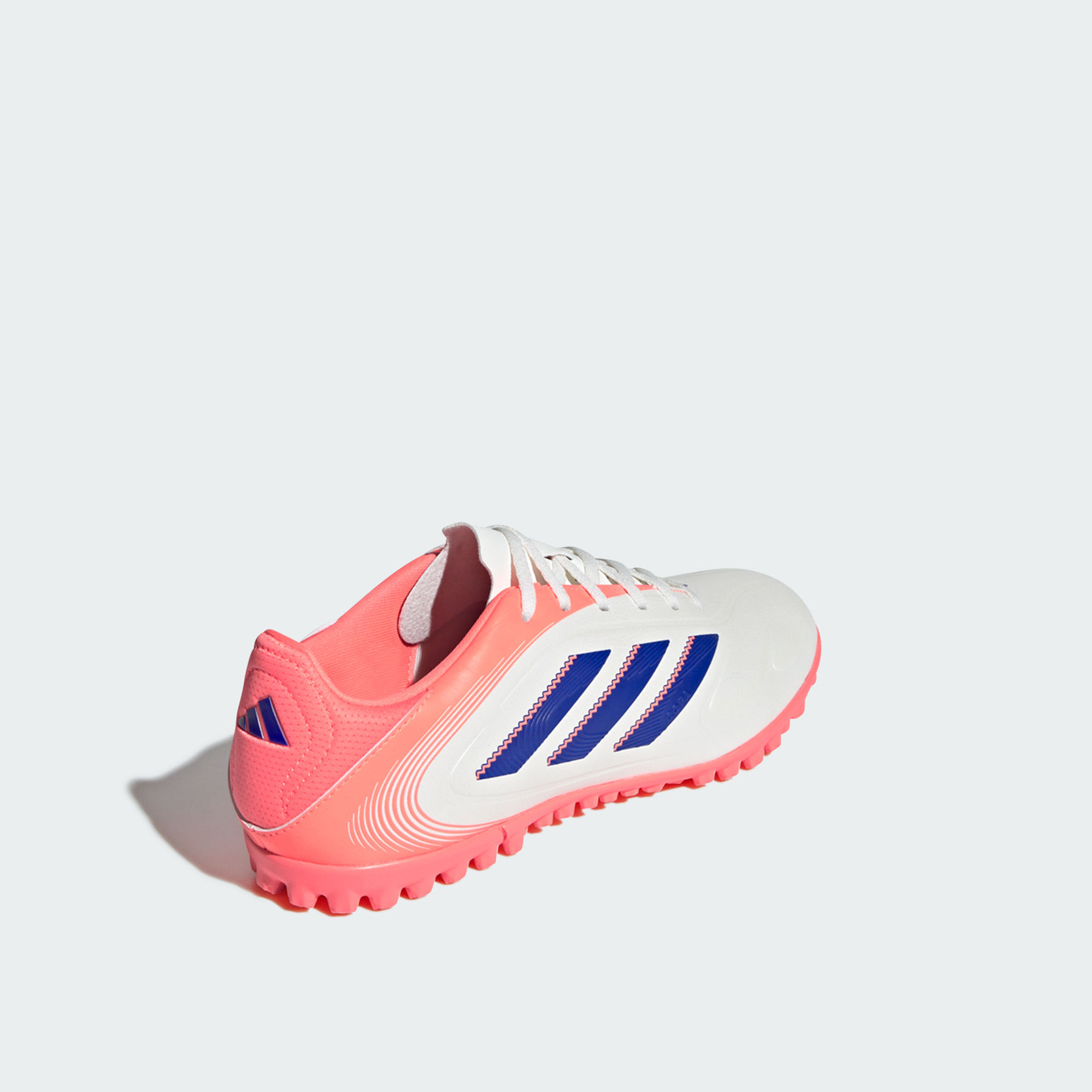 أديداس - حذاء كرة القدم كوبا بيور III كلوب تي أف للرجال برباط لملاعب العشب الصناعي | OE-sports-men-shoes-image-5