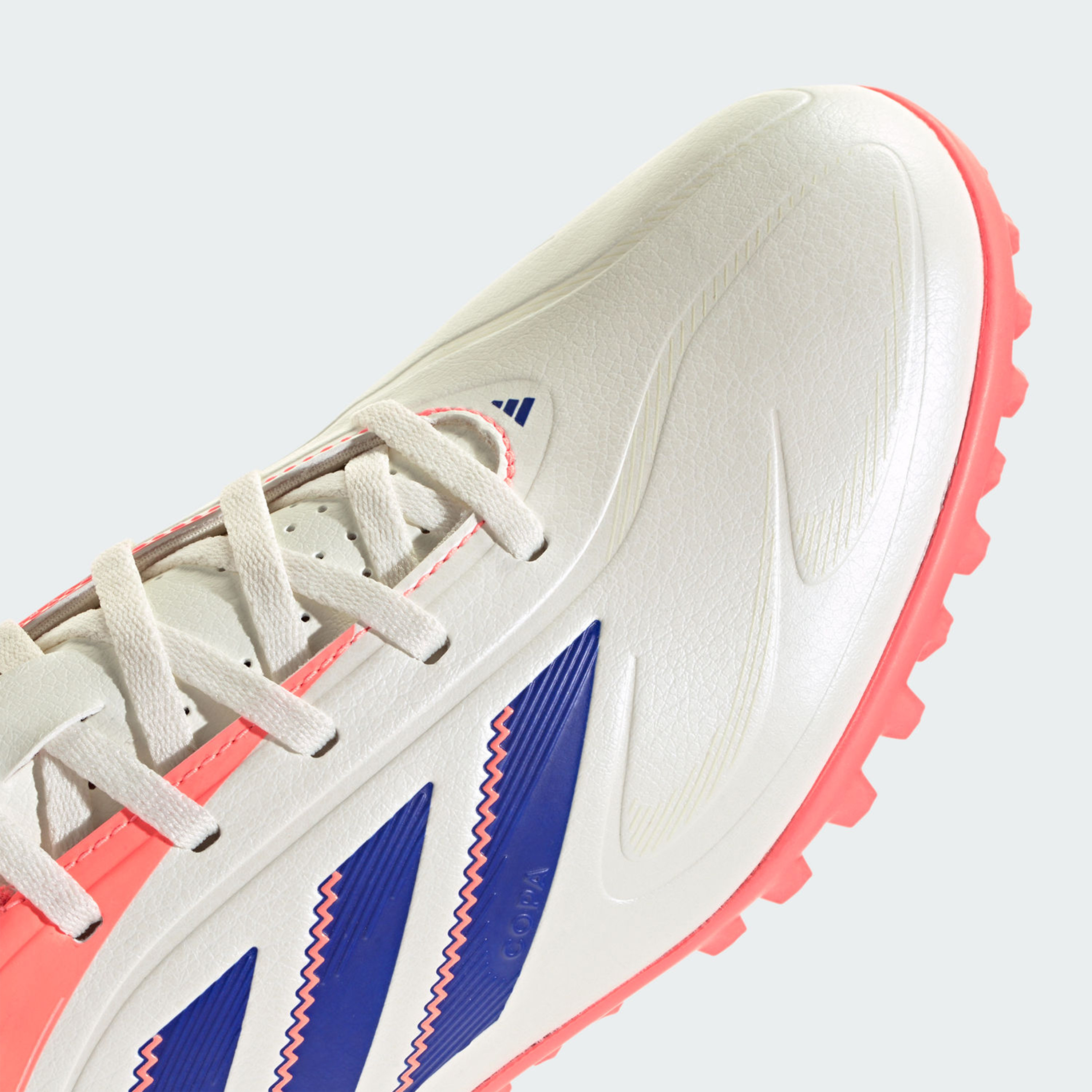 أديداس - حذاء كرة القدم كوبا بيور III كلوب تي أف للرجال برباط لملاعب العشب الصناعي | OE-sports-men-shoes-image-7