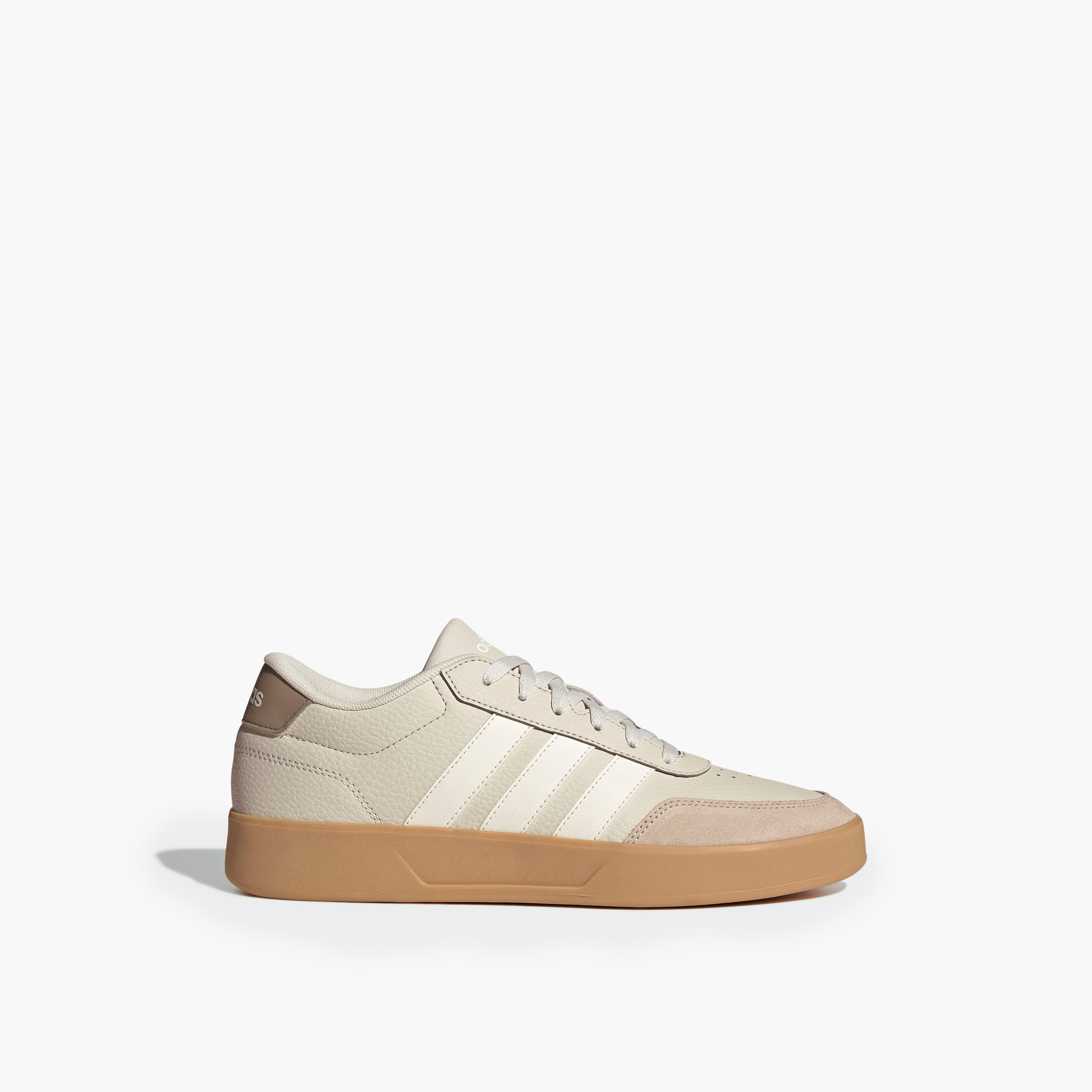 حذاء سنيكرز بثقوب ورباط إغلاق "بريكنيت 3.0" للرجال من أديداس-men-shoes-sneakers-image-2