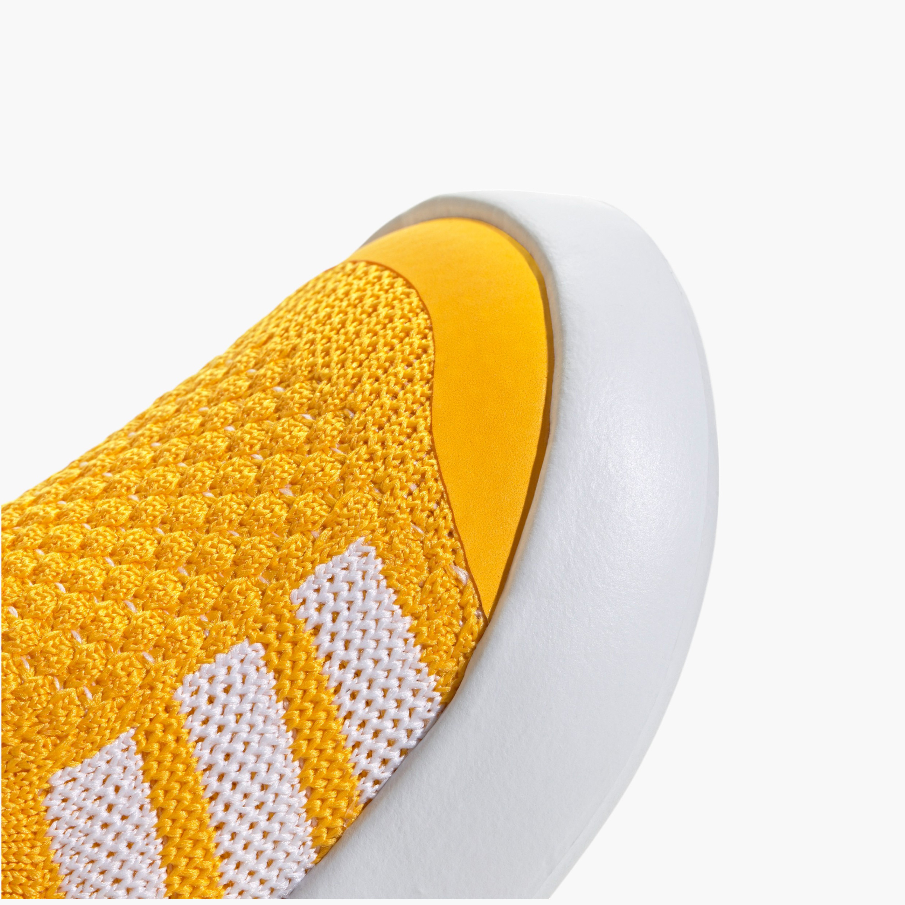 Adidas Boys' BUBBLECOMFY I Slip-On Sports Shoes - JR5040-sports-boys-shoes-image-3