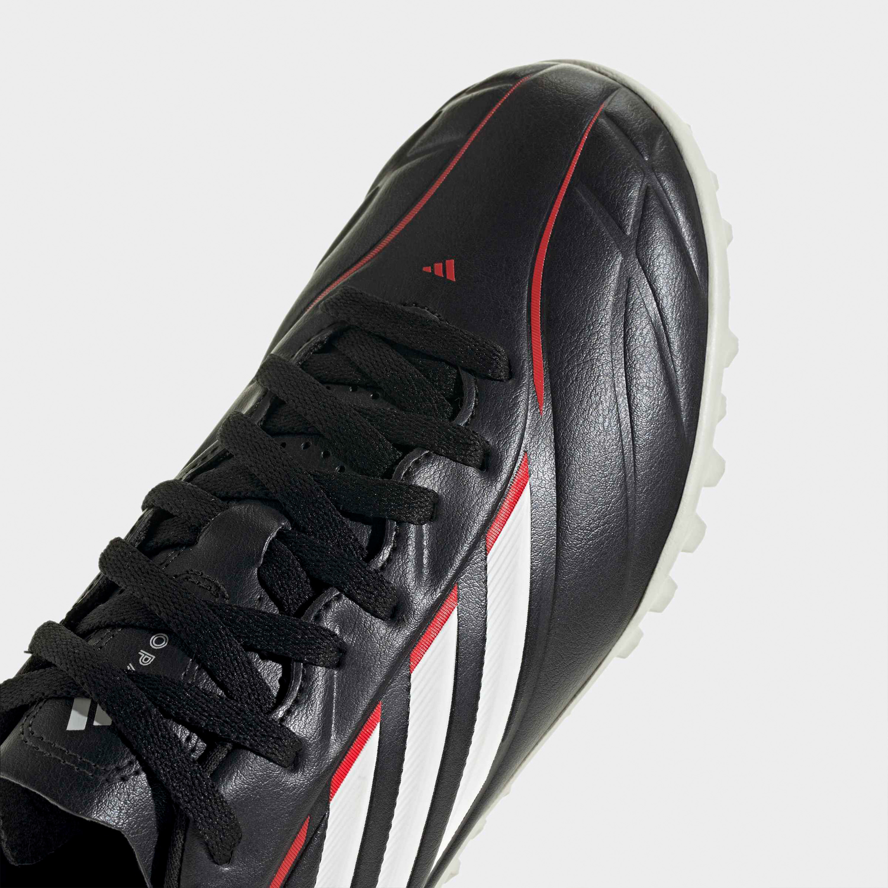 حذاء كرة قدم للعشب الصناعي كوبا بيور IV كلوب تي إف برباط إغلاق للأولاد من أديداس-sports-boys-shoes-image-5