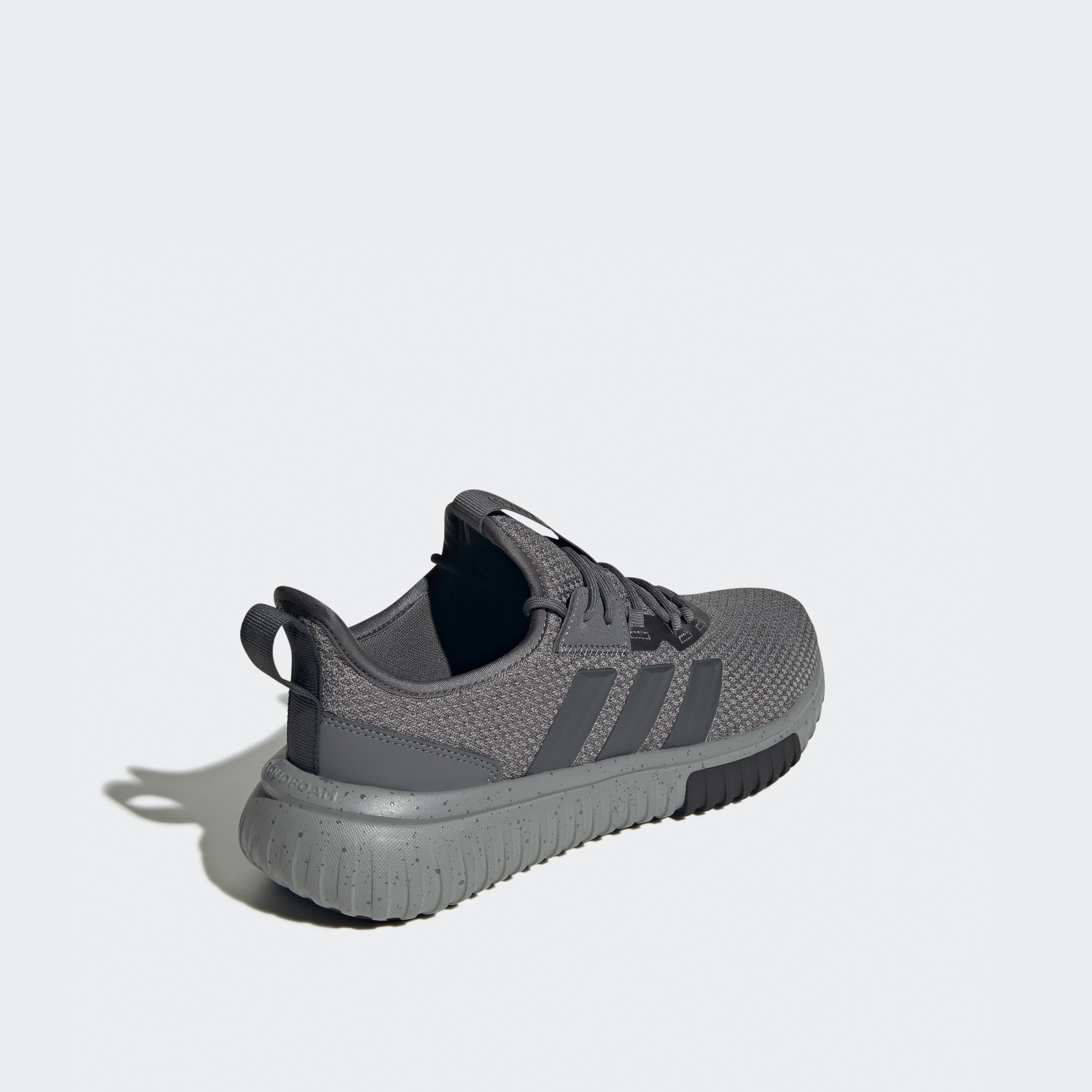 أديداس - حذاء رياضي رجالي كابتير 4.0 برباط وكاحل منخفض | OE-sports-men-shoes-image-6