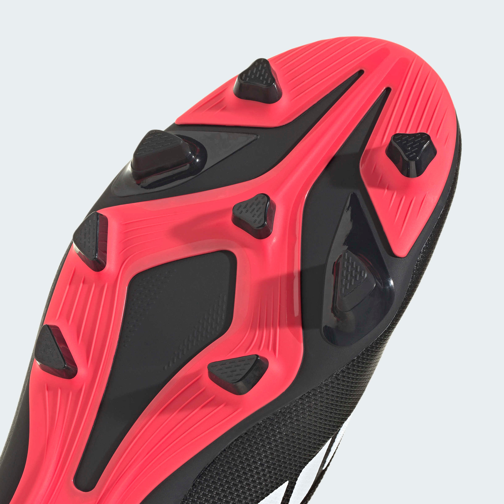 حذاء كرة قدم بريداتور كلوب لأرضيات صلبة ومتعددة برباط إغلاق للرجال من أديداس-sports-gear-football-shoes-firmground-image-8