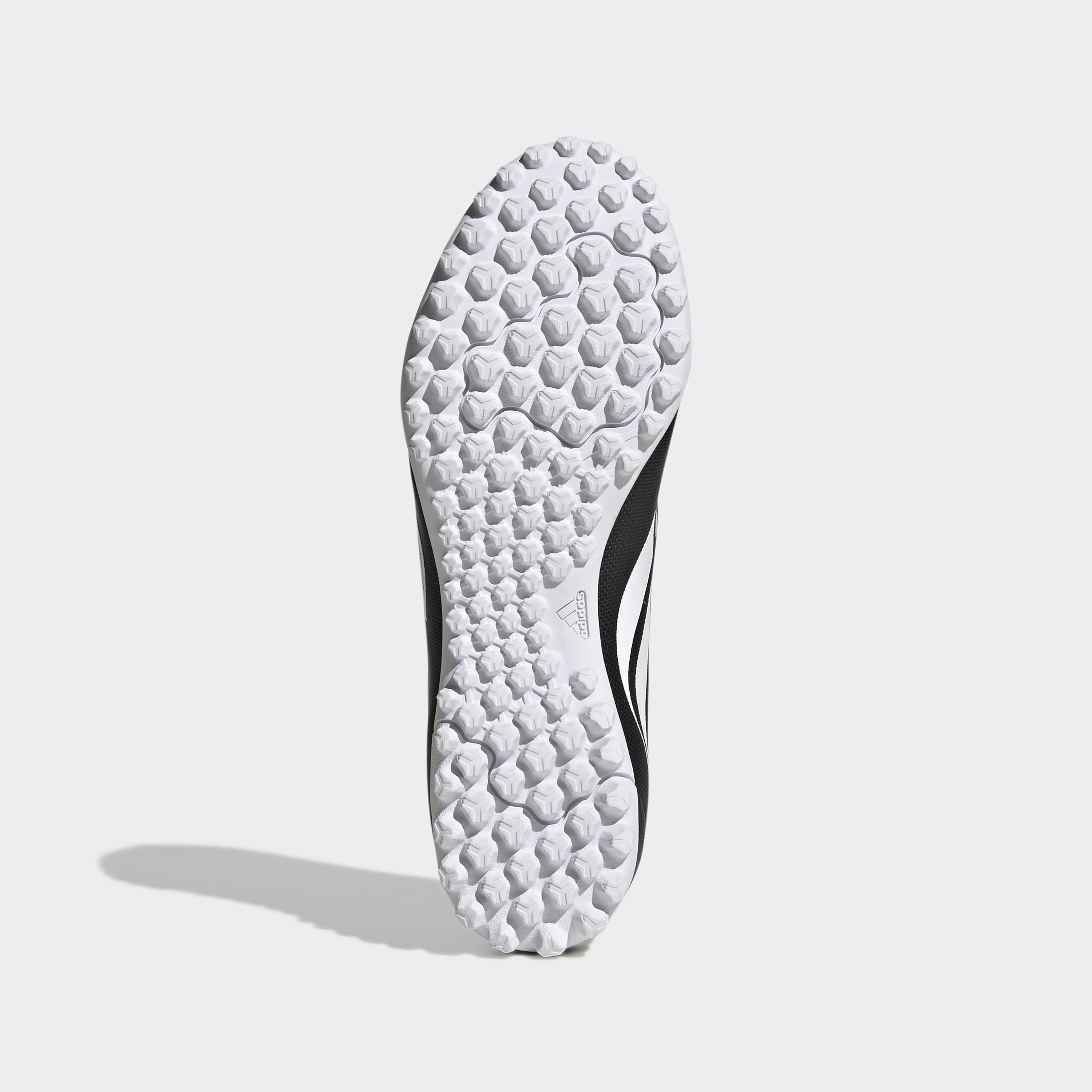 حذاء كرة قدم برباط إغلاق بريداتور كلوب لأرضية عشب صناعي للرجال من أديداس-sports-men-shoes-image-4