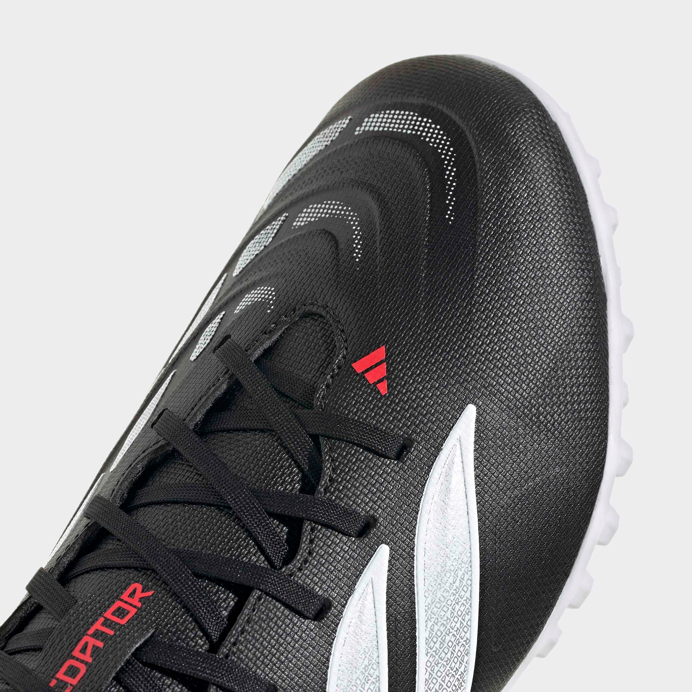 حذاء كرة قدم برباط إغلاق بريداتور كلوب لأرضية عشب صناعي للرجال من أديداس-sports-men-shoes-image-7