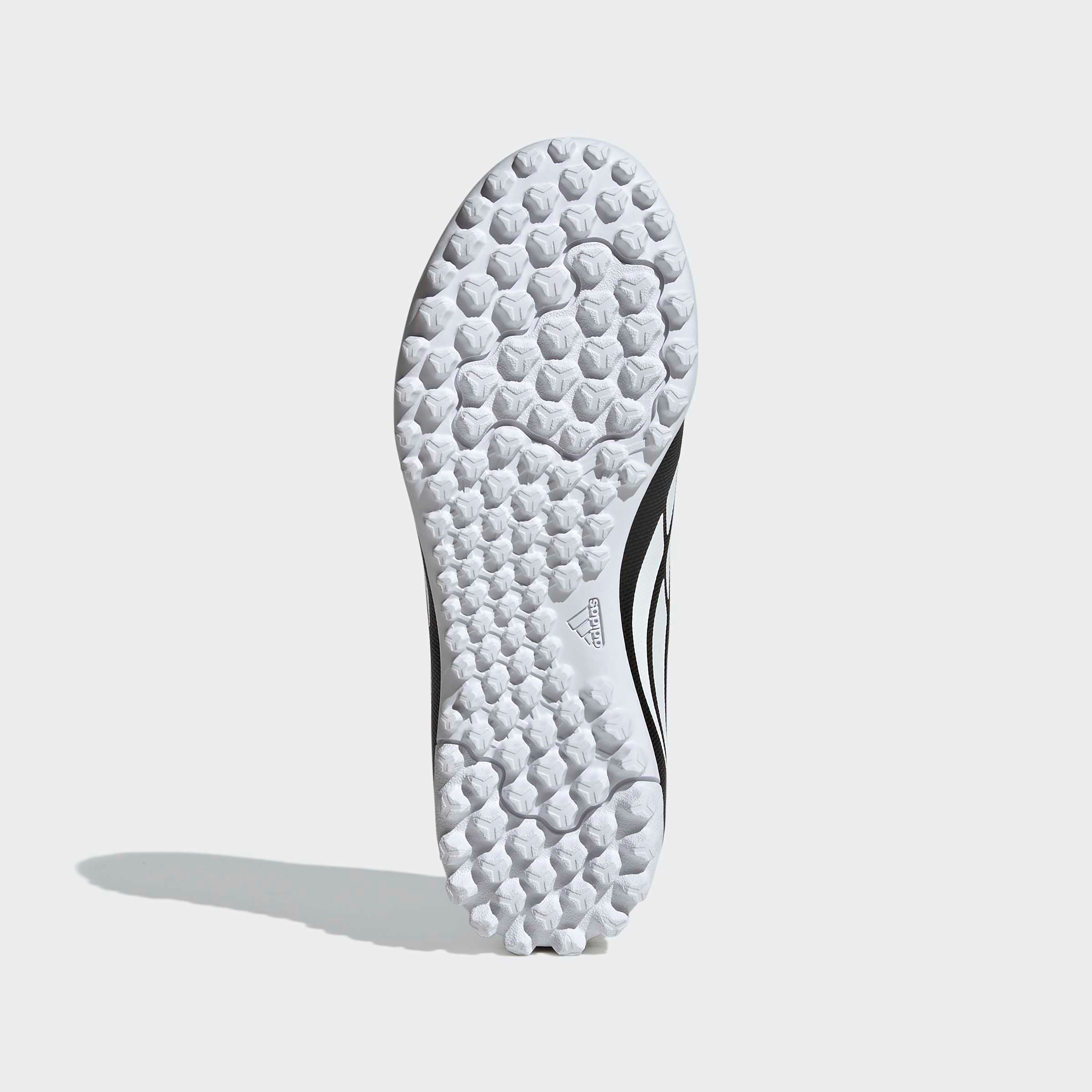 حذاء كرة قدم برباط إغلاق بريداتور كلوب تي إف للأولاد من أديداس-sports-boys-shoes-image-4