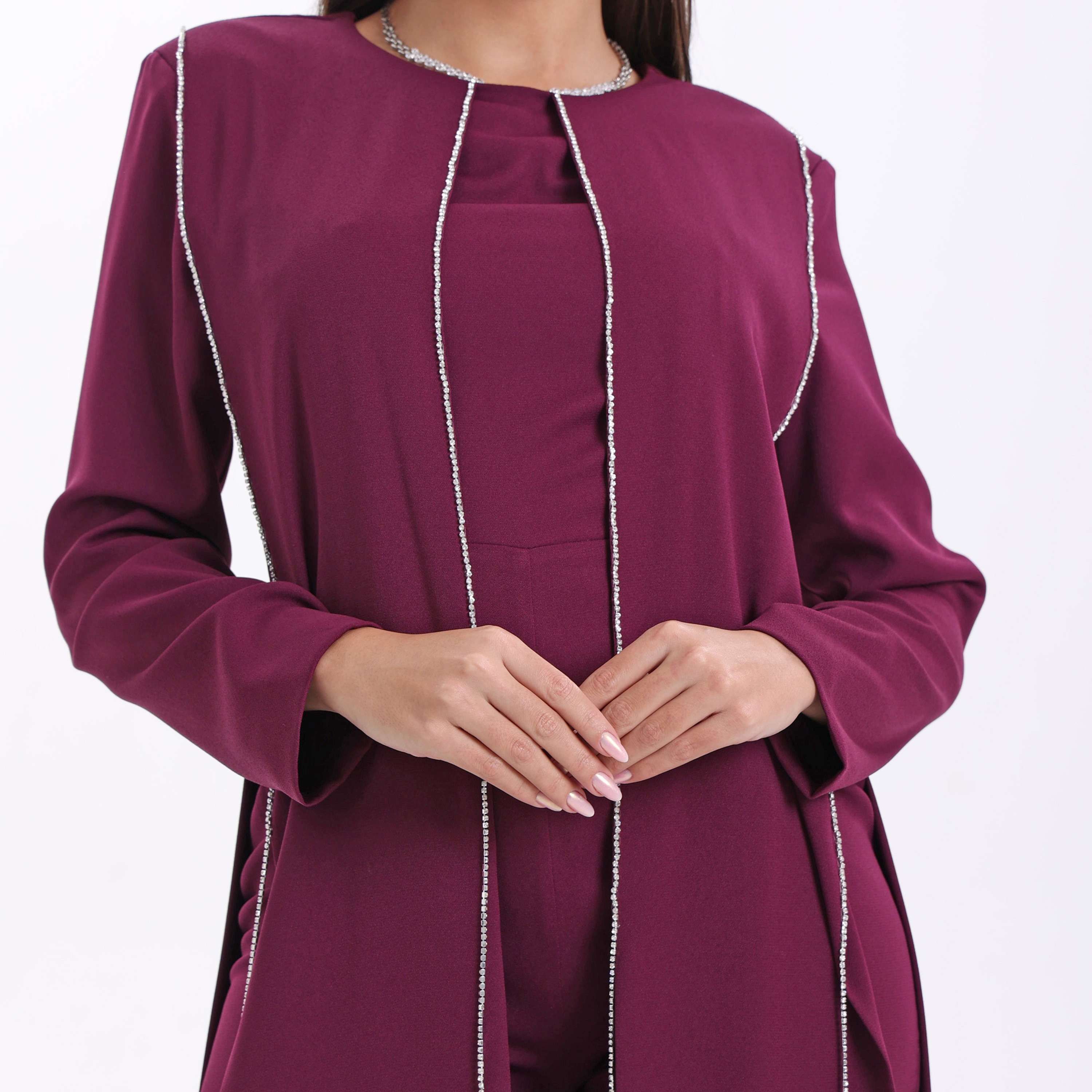 جمبسوت نسائي من أكاديا بتصميم رقبة دائرية وتفاصيل هامشية من الكريب للسهرات-women-clothing-jumpsuits-image-6