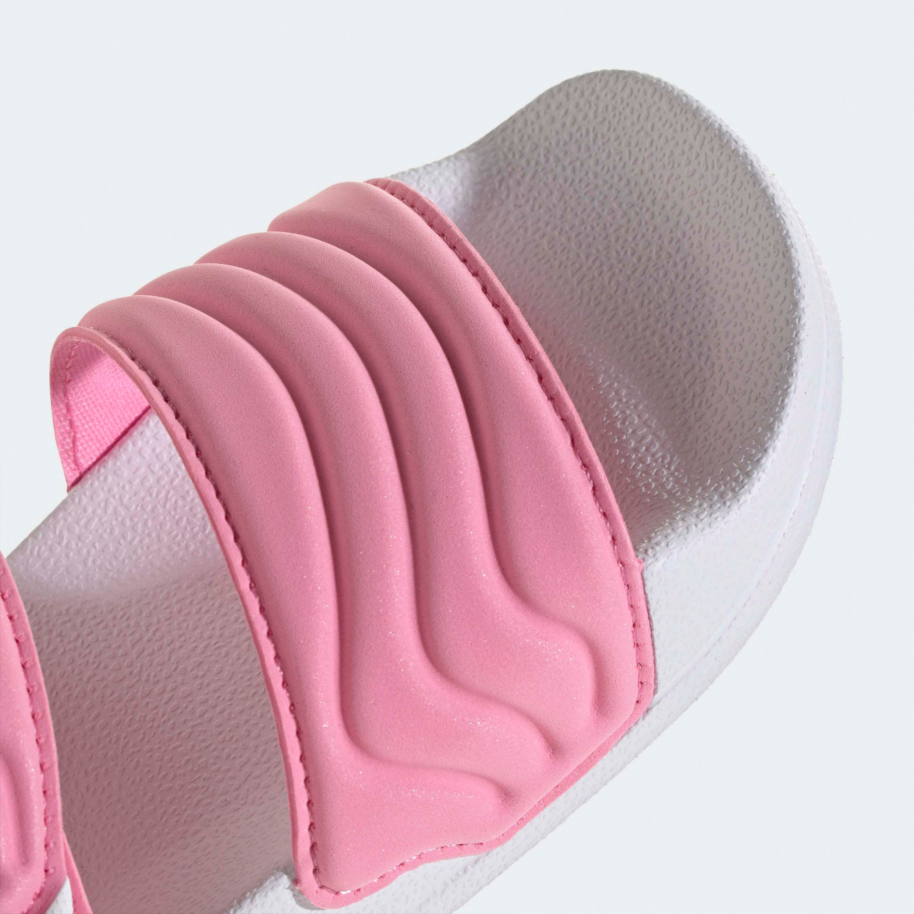 صندل بشريط إغلاق لاصق أديليت صندل 2 للبنات من أديداس-girls-shoes-sandals-image-8
