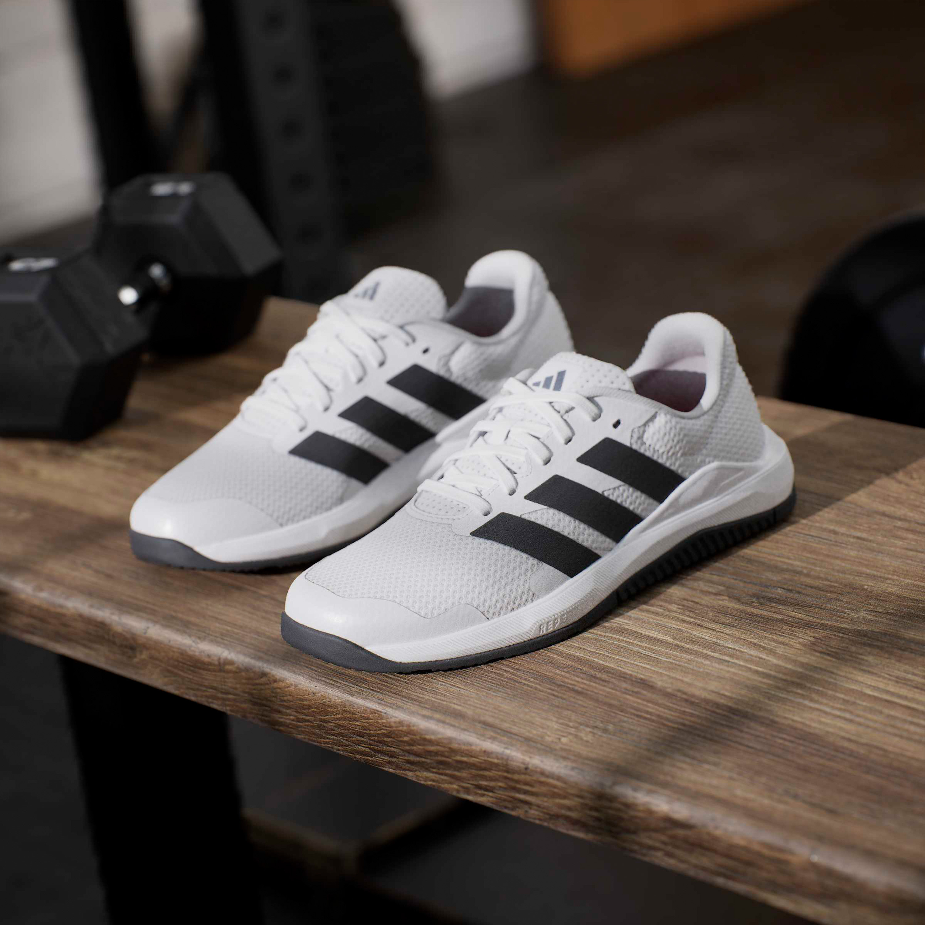 حذاء رياضي بأربطة للنساء من أديداس - دروب ست بيز-sports-women-shoes-image-9