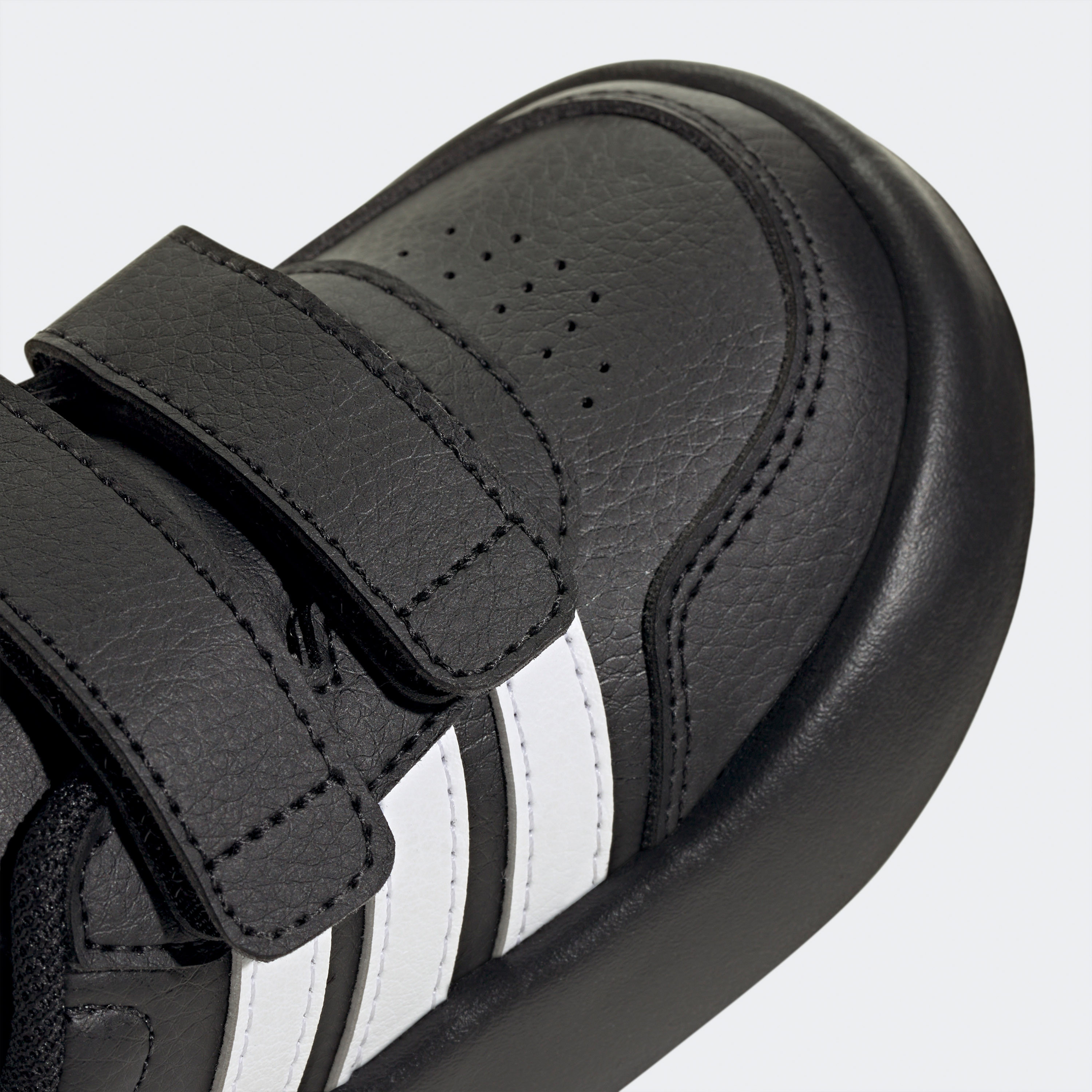 أديداس - حذاء رياضي بيبي بريكنيت 3.0 بشريط فيلكرو | OE-baby-girls-shoes-closedshoes-image-7