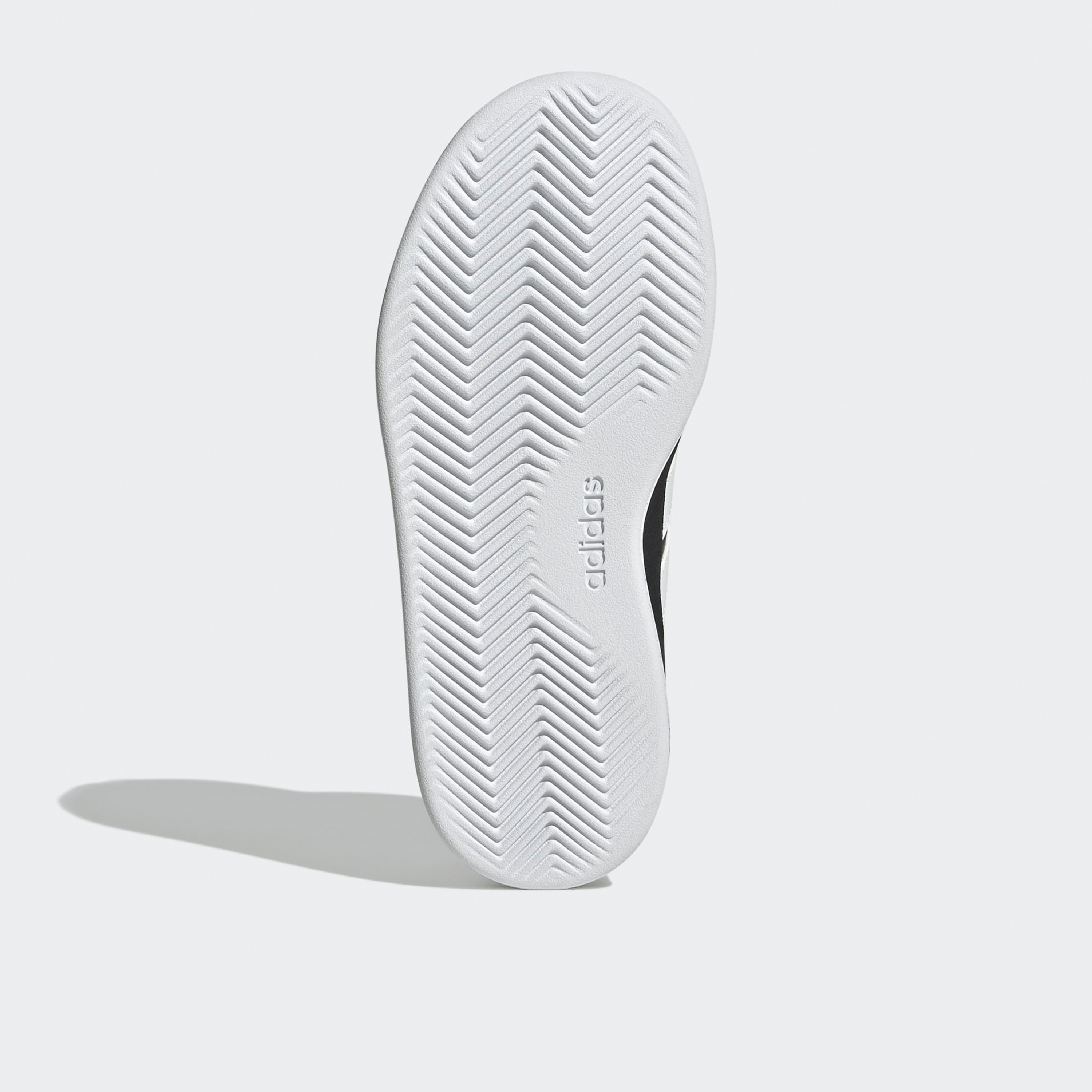 حذاء سنيكرز بشريط إغلاق لاصق "بريكنيت 3.0 إي إل" للأولاد من أديداس-girls-shoes-sneakers-image-4