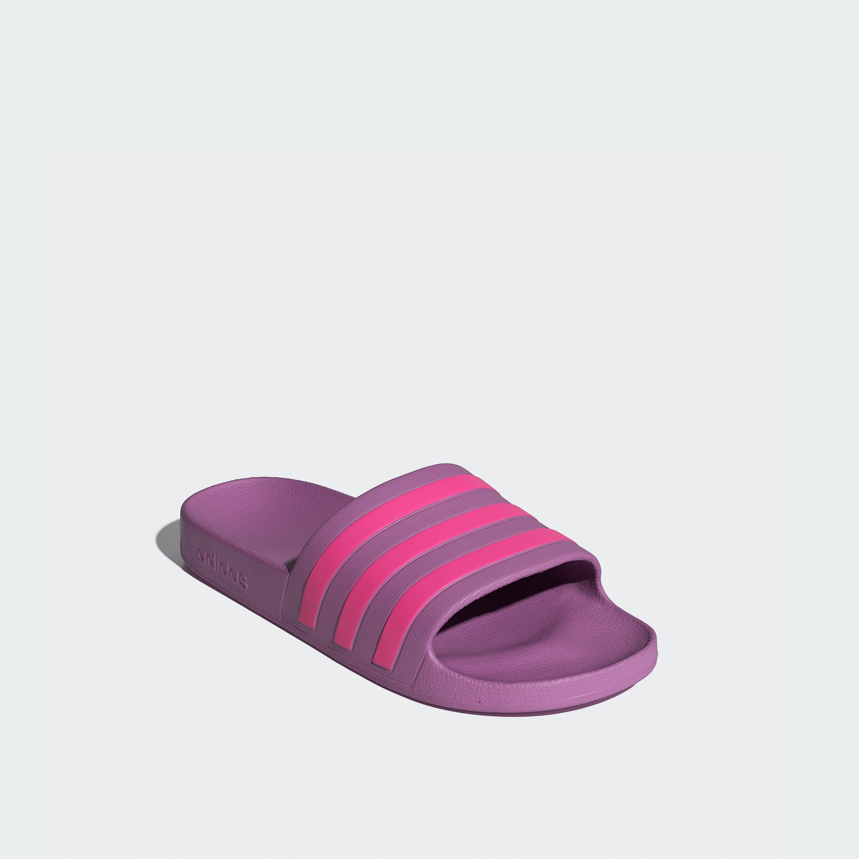 أديداس - شبشب أديليت أكوا سهل الارتداء للنساء | OE-women-shoes-flipflopsandslides-image-17