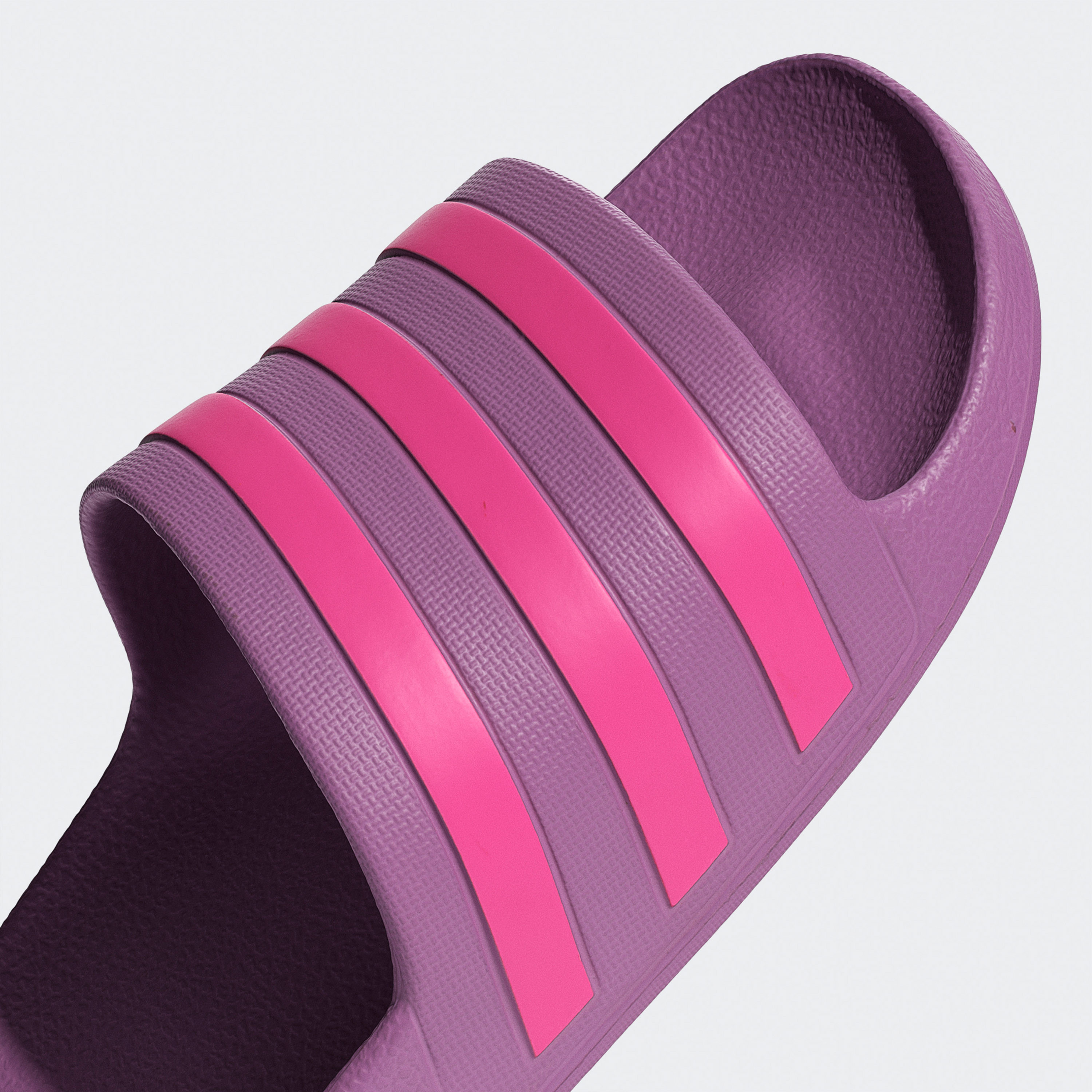 أديداس - شبشب أديليت أكوا سهل الارتداء للنساء | OE-women-shoes-flipflopsandslides-image-23