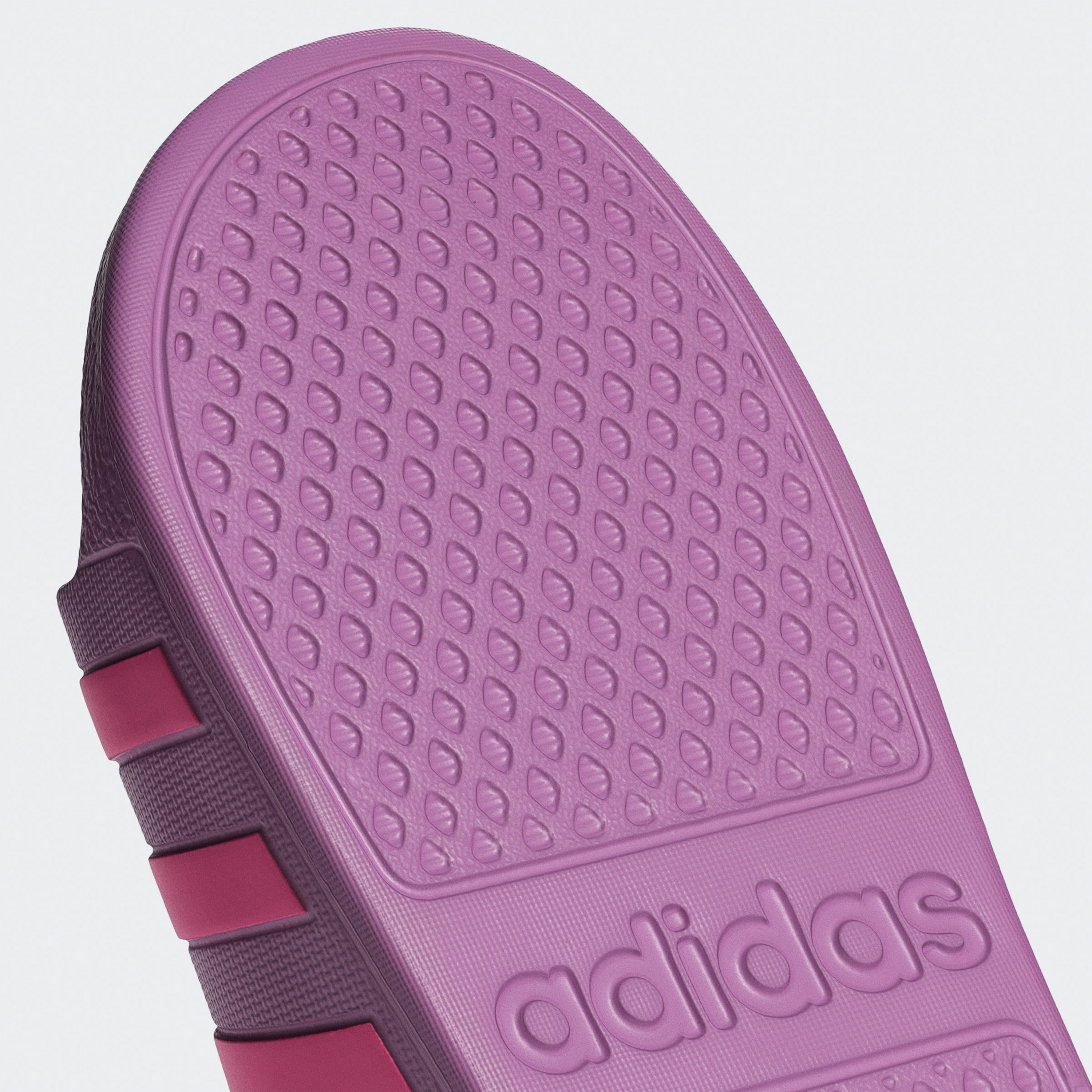 أديداس - شبشب أديليت أكوا سهل الارتداء للنساء | OE-women-shoes-flipflopsandslides-image-24