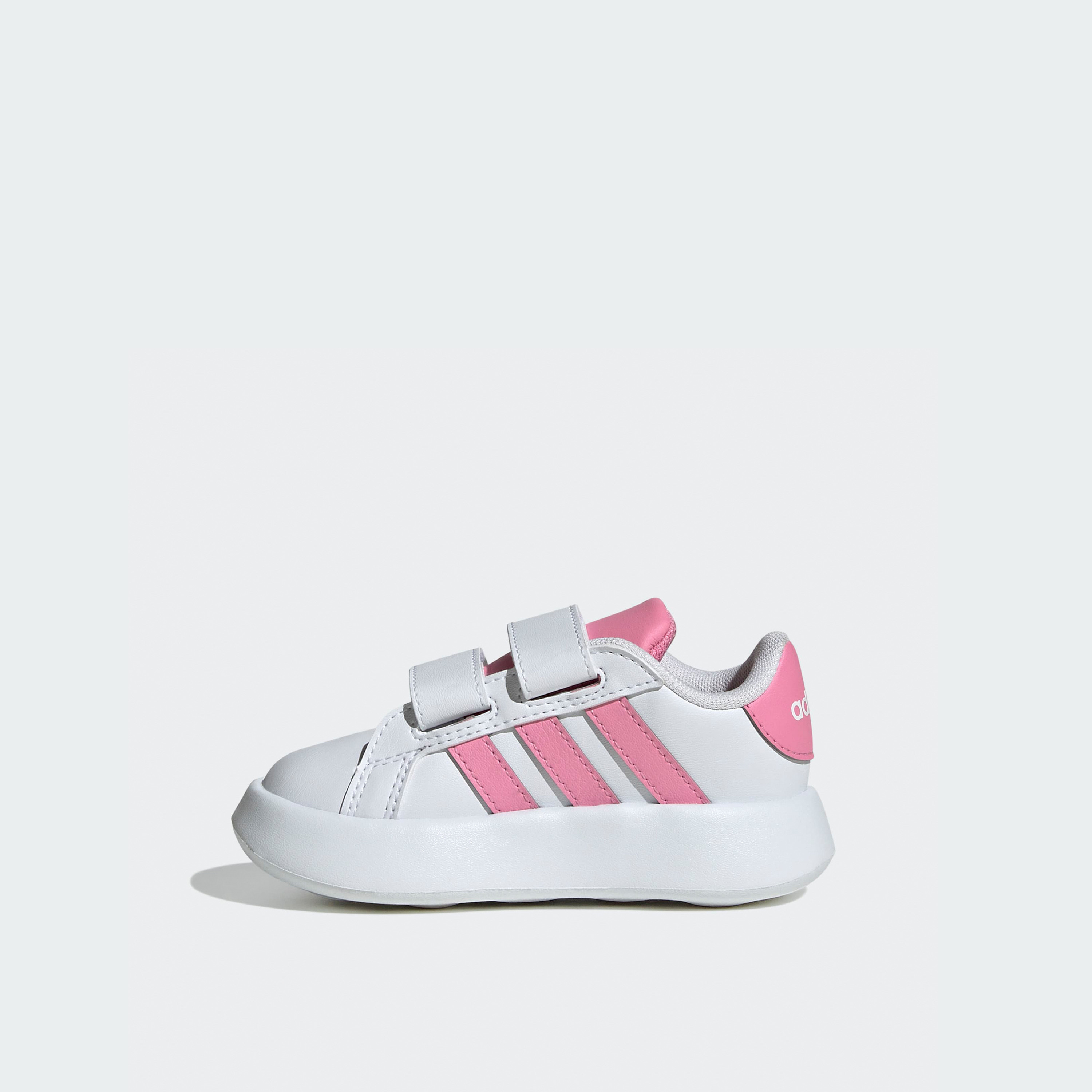 أديداس - حذاء رياضي جراند كورت 2.0 بشريط فيلكرو للبنات الصغار JS4342 | OE-baby-girls-shoes-closedshoes-image-3