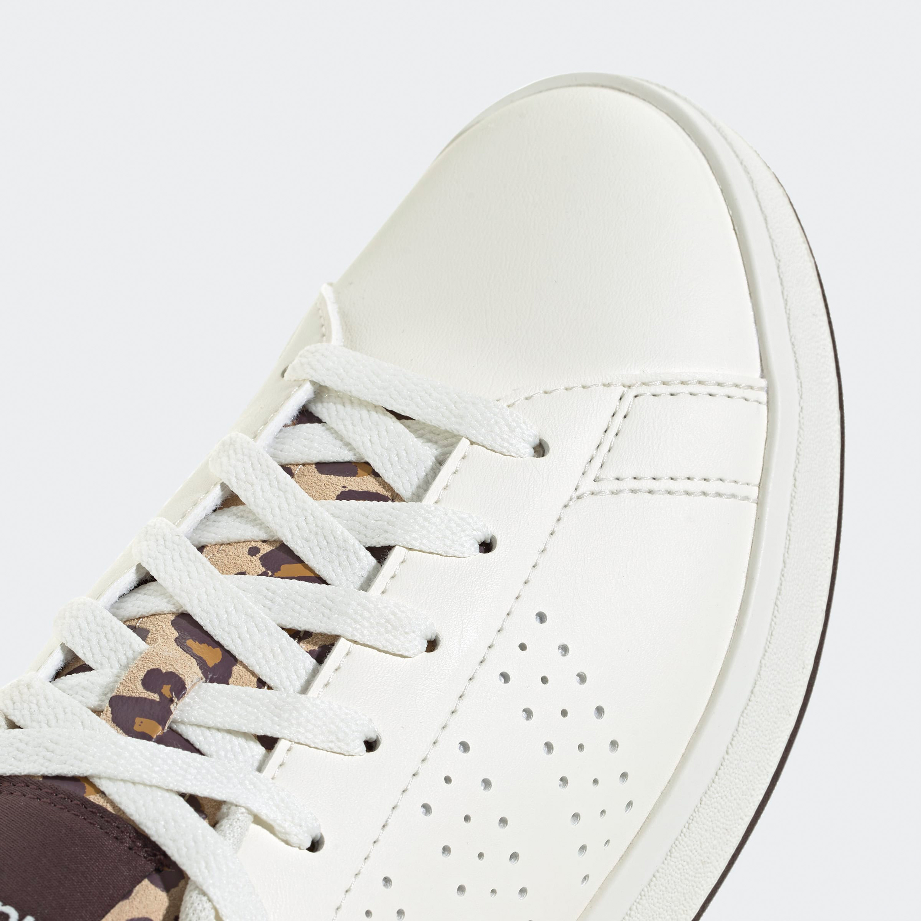أديداس - حذاء أدفانتج بيس 2.0 للنساء-women-shoes-sneakers-image-17