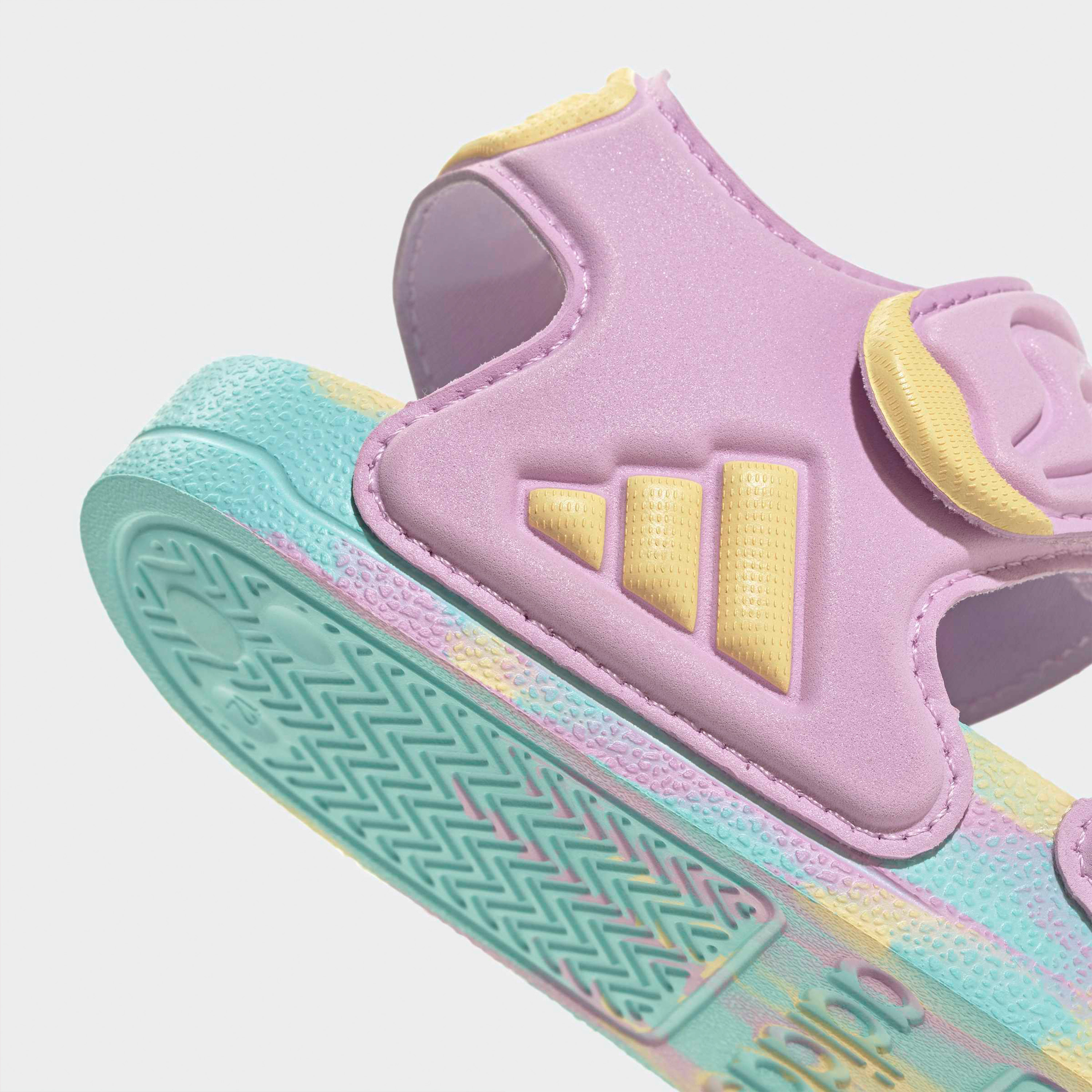 صندل بشريط إغلاق لاصق أديليت صندل 2  للبنات من أديداس-girls-shoes-sandals-image-7